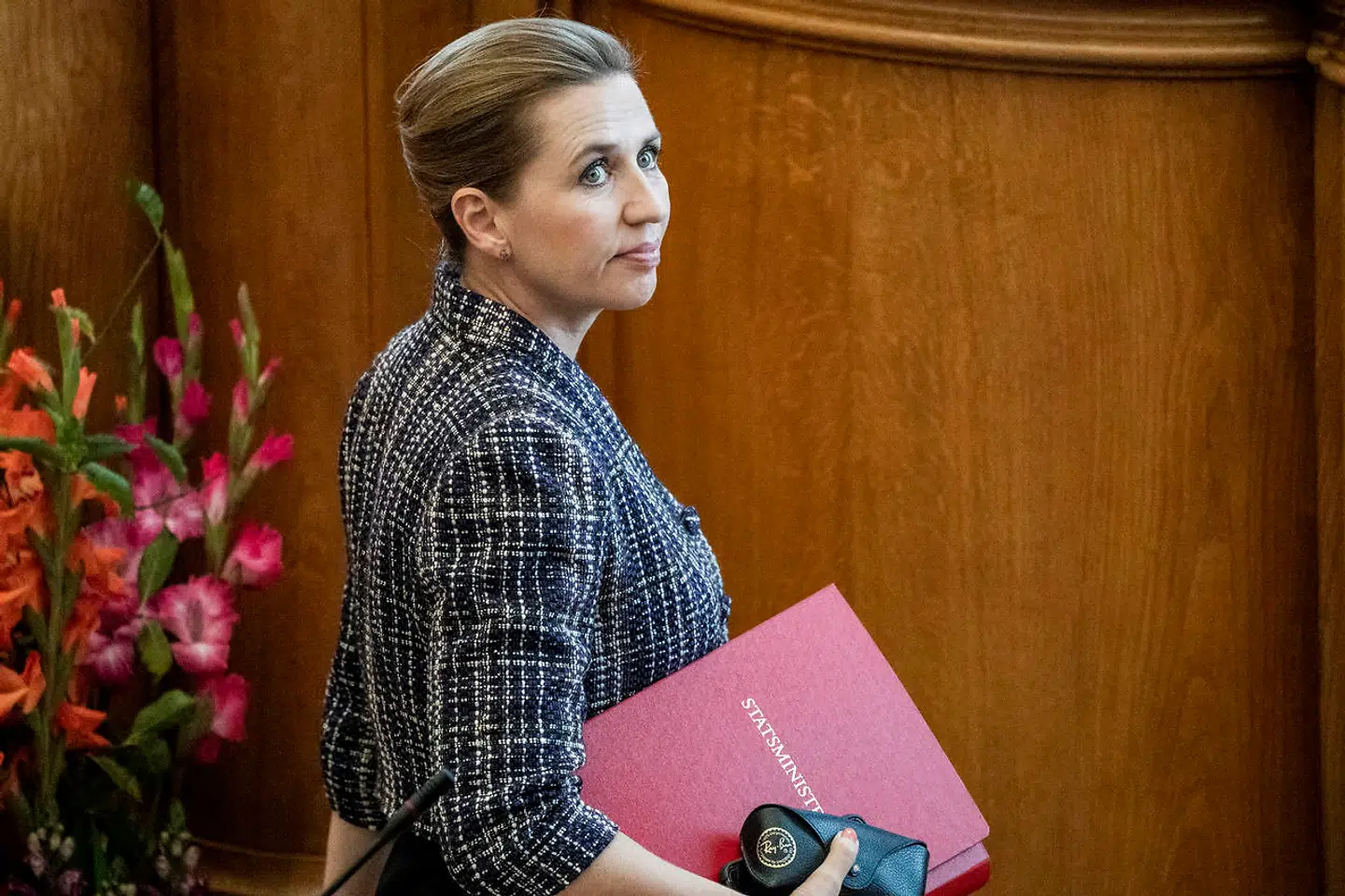 Statsminister Mette Frederiksen har bedt en kommission med professor Nina Smith i spidsen om at levere for forslag til såkaldte andengenerations reformer, der skal skaffe flere hænder på arbejdsmarkedet.