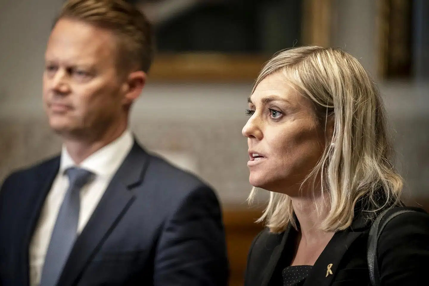 »Vi kan ikke forestille os, at Berlingske vil bremse en flittig og målrettet minister i dennes forsøg på at genskabe ordentlige forhold i Forsvaret,« skriver Ritt Bjerregaard og Karl Hjortnæs.