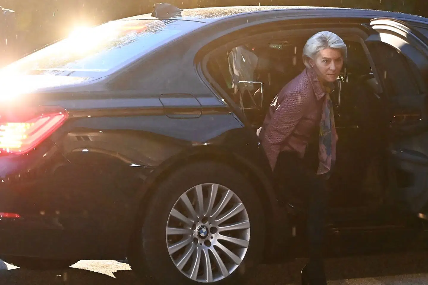 Formanden for EU-Kommissionen, Ursula von der Leyen, skal forhandle om de vestbalkanske landes chance for at komme med i EU. I virkeligheden kan hun ikke love dem ret meget.