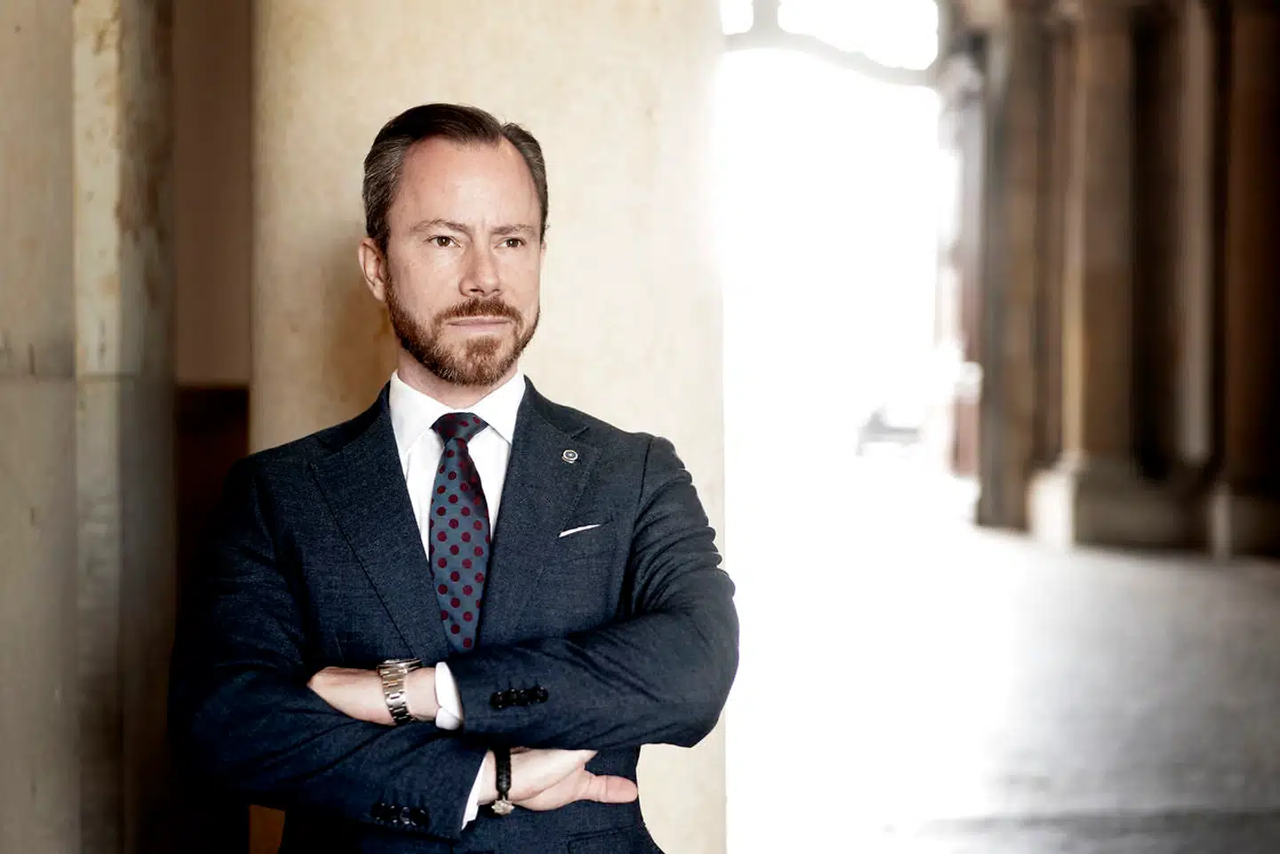 Venstre lancerede under valgkampen et velfærdsløfte, men i dag er tonen en anden, lyder anklagen fra Socialdemokratiet i afvisningen af ultimative krav fra Jakob Ellemann-Jensen.