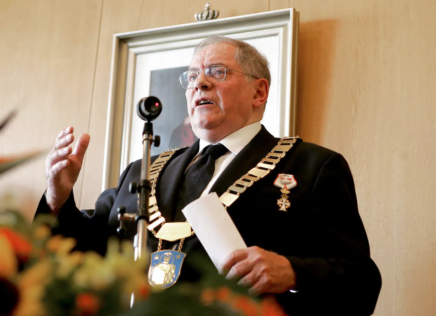 Kjeld Rasmussen (S) var borgmester i Brøndby i 39 år. Dermed var han Danmarks længst siddende borgmester. Her er han fotograferet ved sin afskedsreception i 2005.