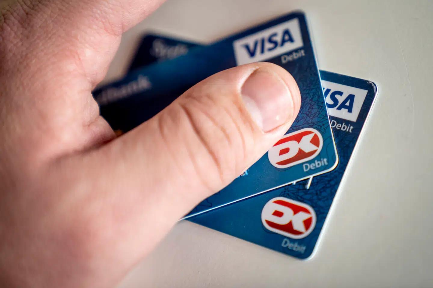 Stor dansk bank vender ryggen til Visa/Dankortet.