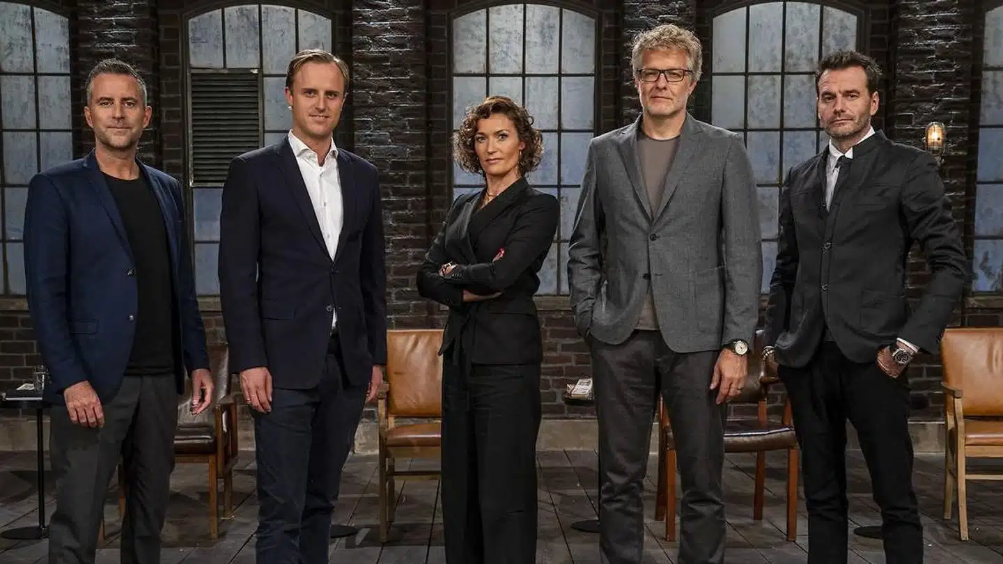 Jacob Risgaard, Christian Arnstedt, Mia Wagner, Jan Lehrmann og Jesper Buch er alle driftige mennesker. Nu har en af dem omsat for en milliard kroner.