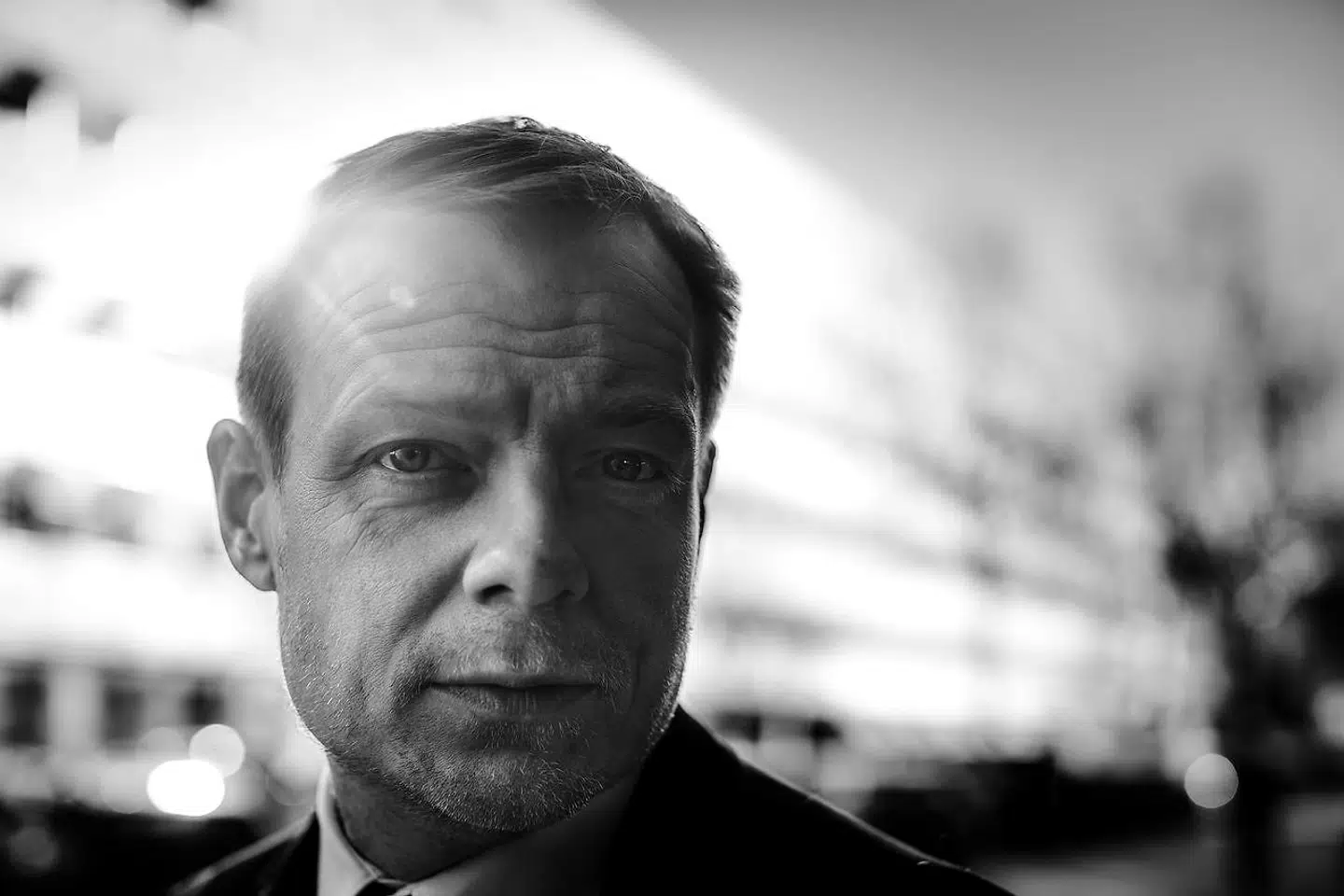 »Har vi et medansvar for, at der er så mange politikere, der forlader politik?« spørger Rune Lykkeberg, ansvarshavende chefredaktør på Dagbladet Information, der gerne så, at pressen kiggede mere indad.