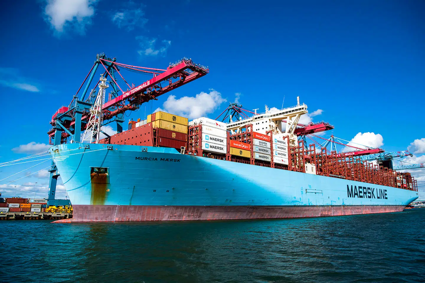 Indtil videre har Mærsk bestilt 9 nye grønne skibe. Målet er, at i 2050 er hele Mærsks flåde på 740 skibe udskiftet til grønnere alternativer.
