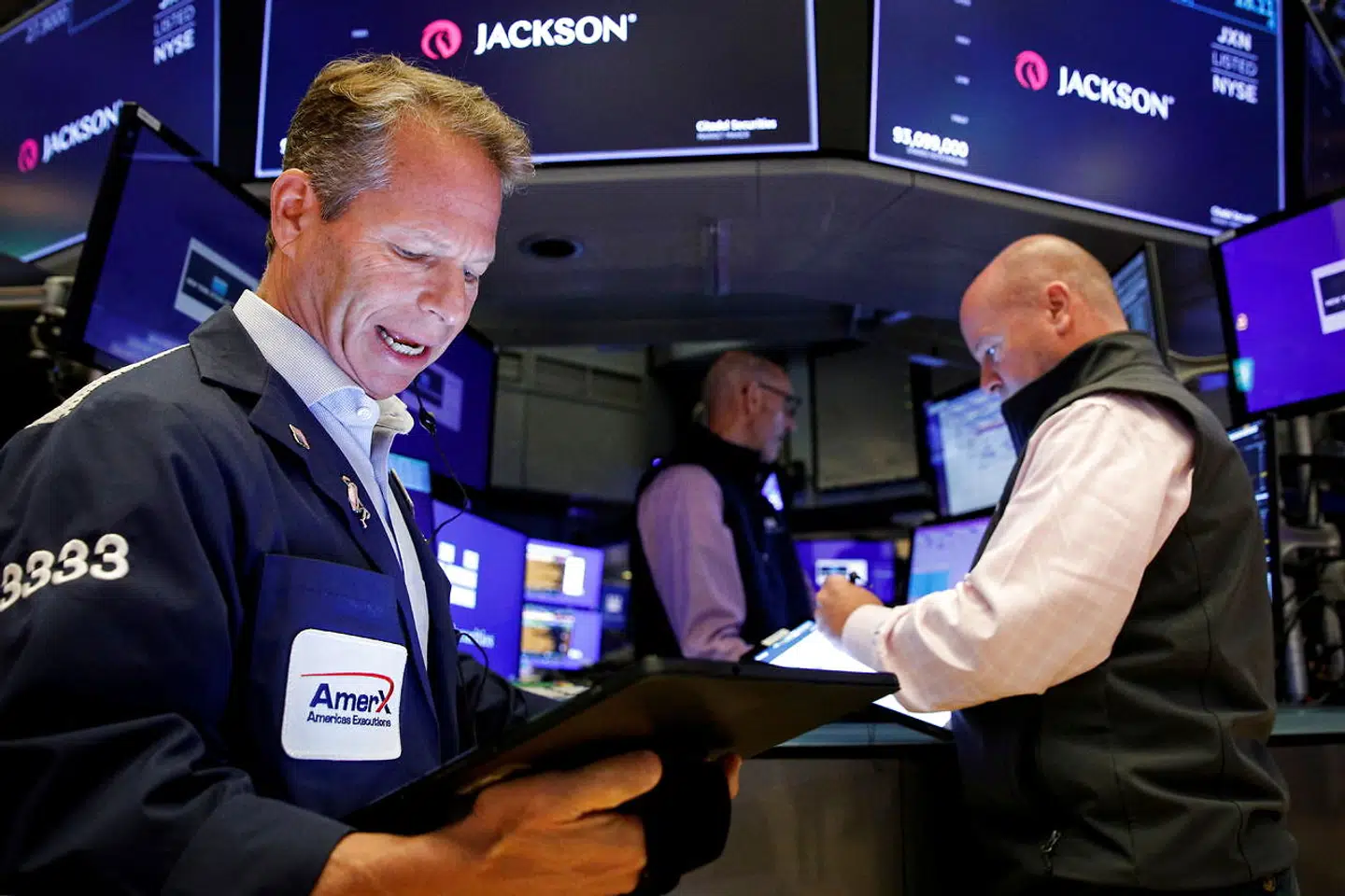 Nej, nej, nej, aktier fortsætter nedad.