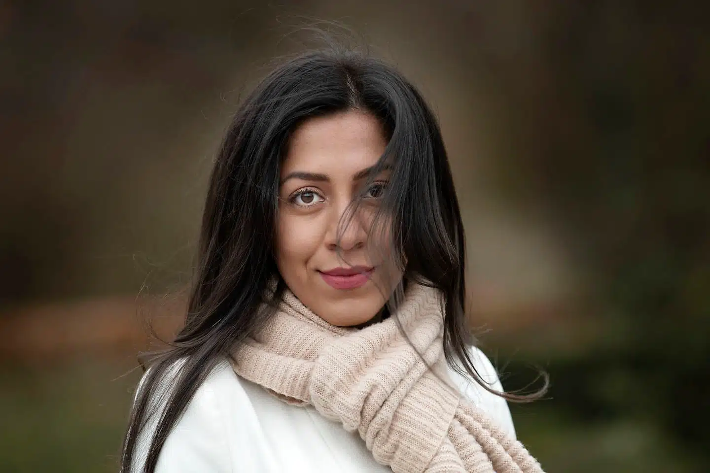 Marwa Hassan er medarbejder på Jensens Bøfhus og studerende. Men hun er også genstand for intens interesse fra Netavisen Pios side.