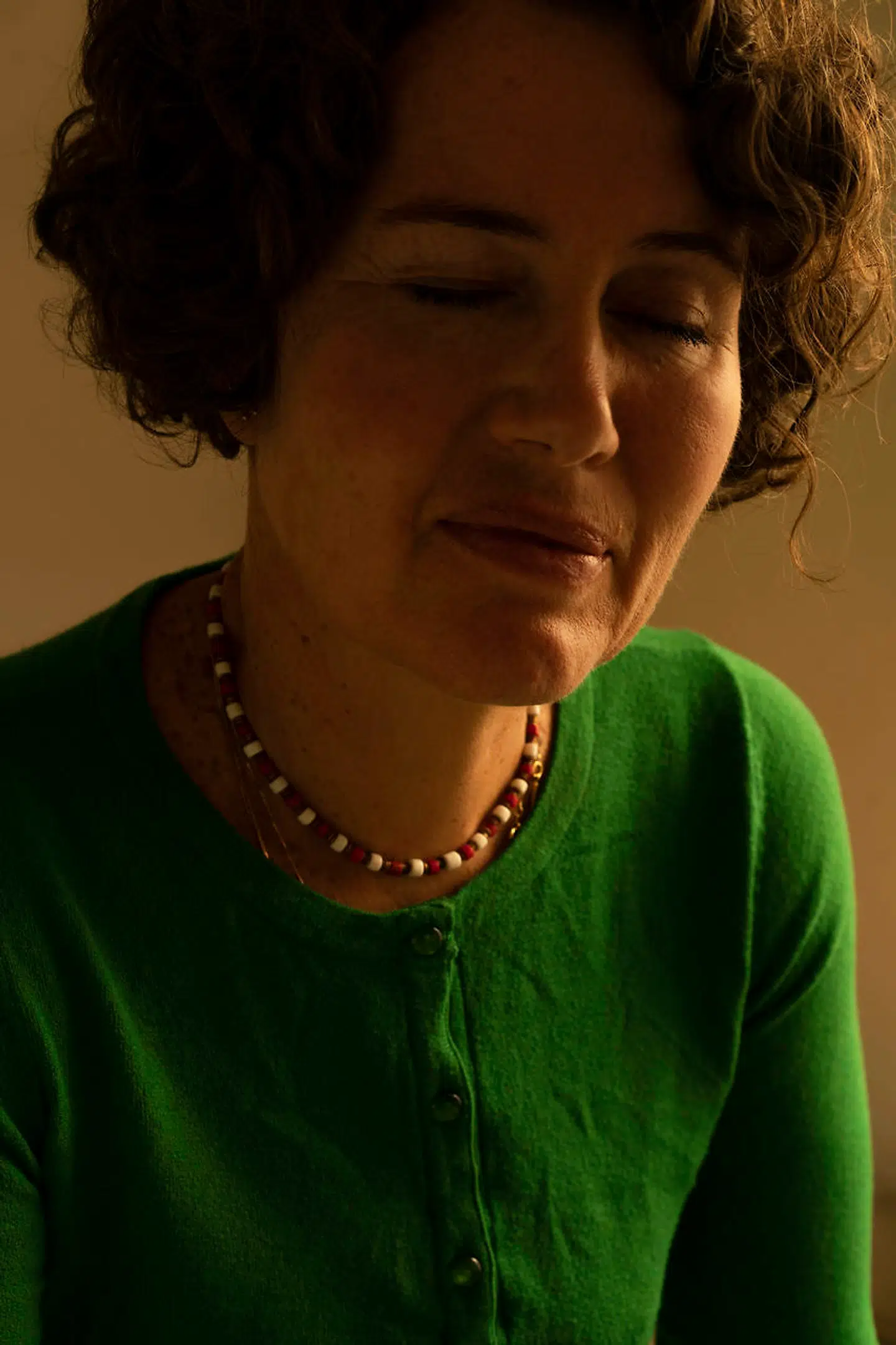 Frem til 24. juni 2022 viser Kathrine Ærtebjerg sin retrospektive soloudstilling »Kathrine Ærtebjerg – De tusind gåders sted« på Brandts i Odense.