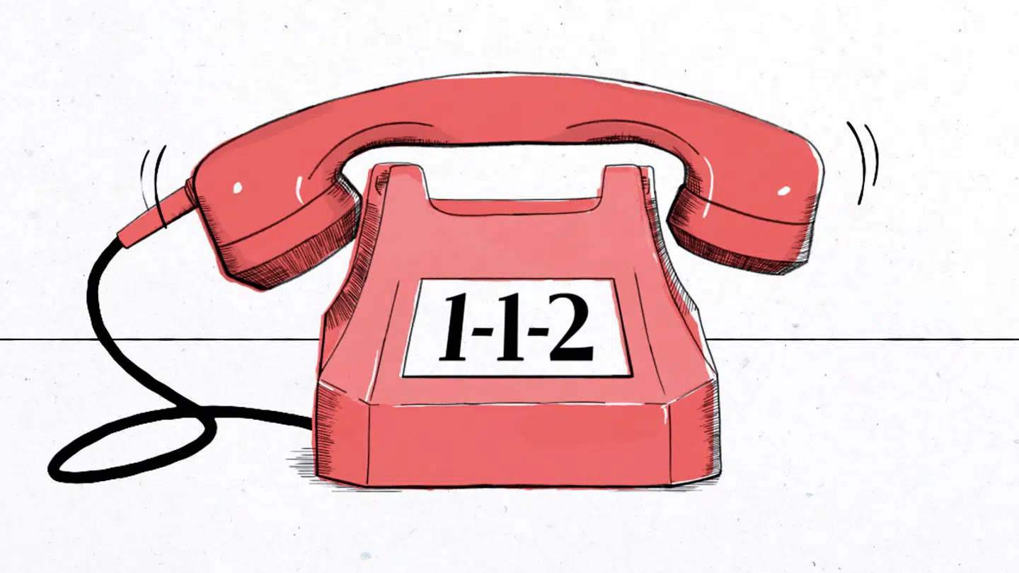 To e-mails rokker ved fundamentet under en forklaring, der ellers har været ganske udbredt i den seneste tids historier om mistede opkald til 1-1-2.