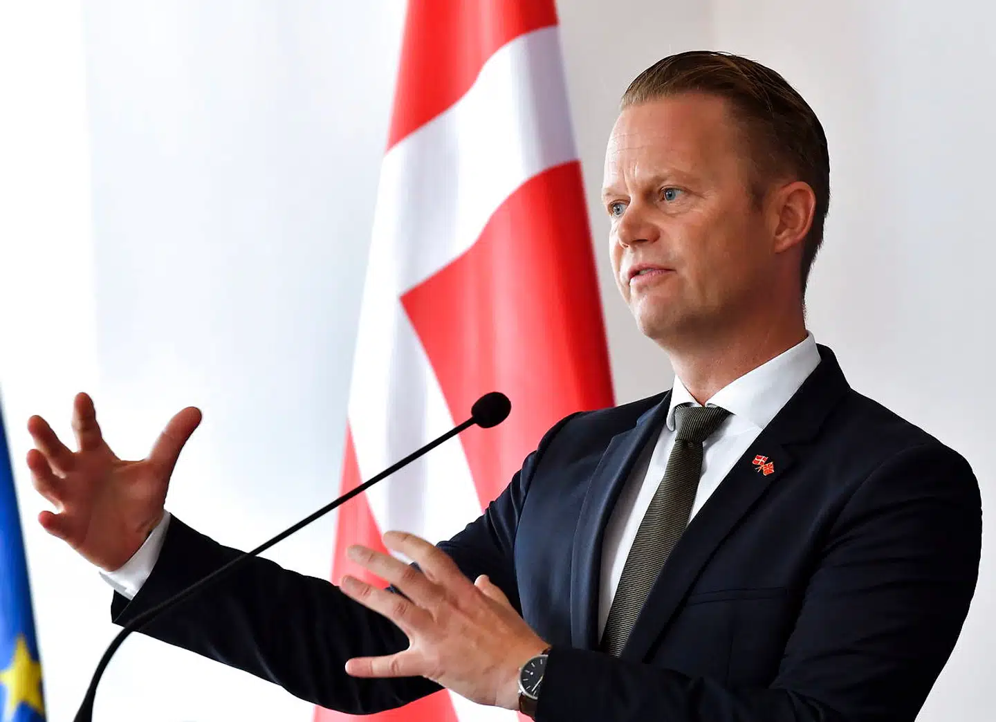 Udenrigsminister Jeppe Kofod slår fast, at statsminister Mette Frederiksens (S) tur til Israel i marts 2021 var helt på sin plads. Alt andet ville have været uansvarligt, når man tager situationen i betragtning, lyder det fra udenrigsministeren.