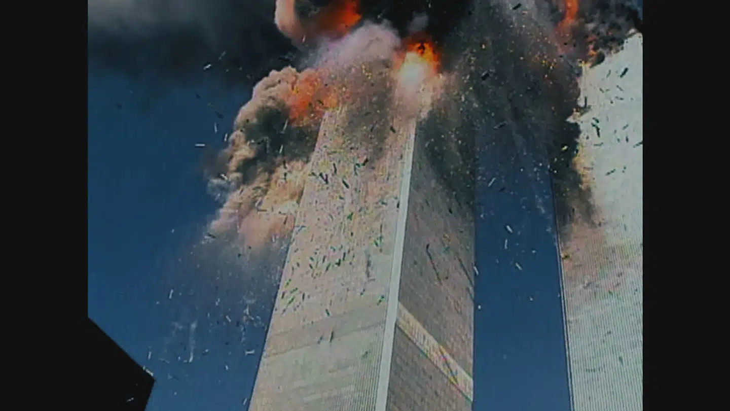 World Trade Centers brændende tårne blev et ikonisk billede, som var svært at fortrænge. Siden begyndte man at slette tårnene fra diverse film.