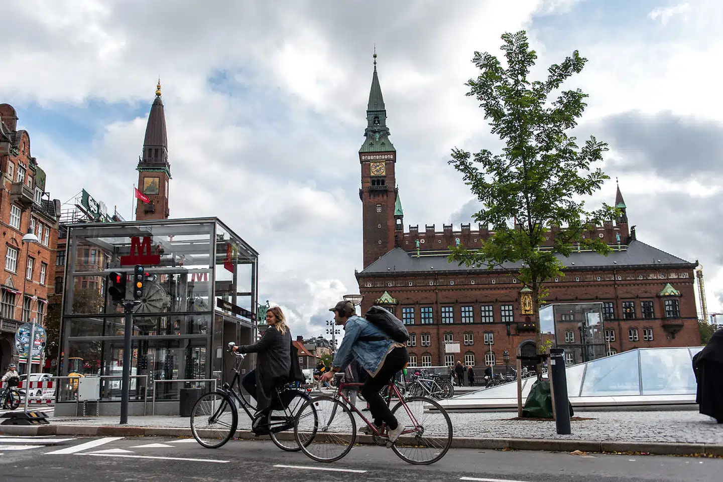 ARKIVFOTO: Det er et år siden, at politikerne på Københavns Rådhus blev enige om at få foretaget en undersøgelse af sexisme og krænkelser blandt 45.000 ansatte på det som kaldes »Danmarks største arbejdsplads«. Et år senere og efter beskyldninger om nøl har de også fundet pengene.