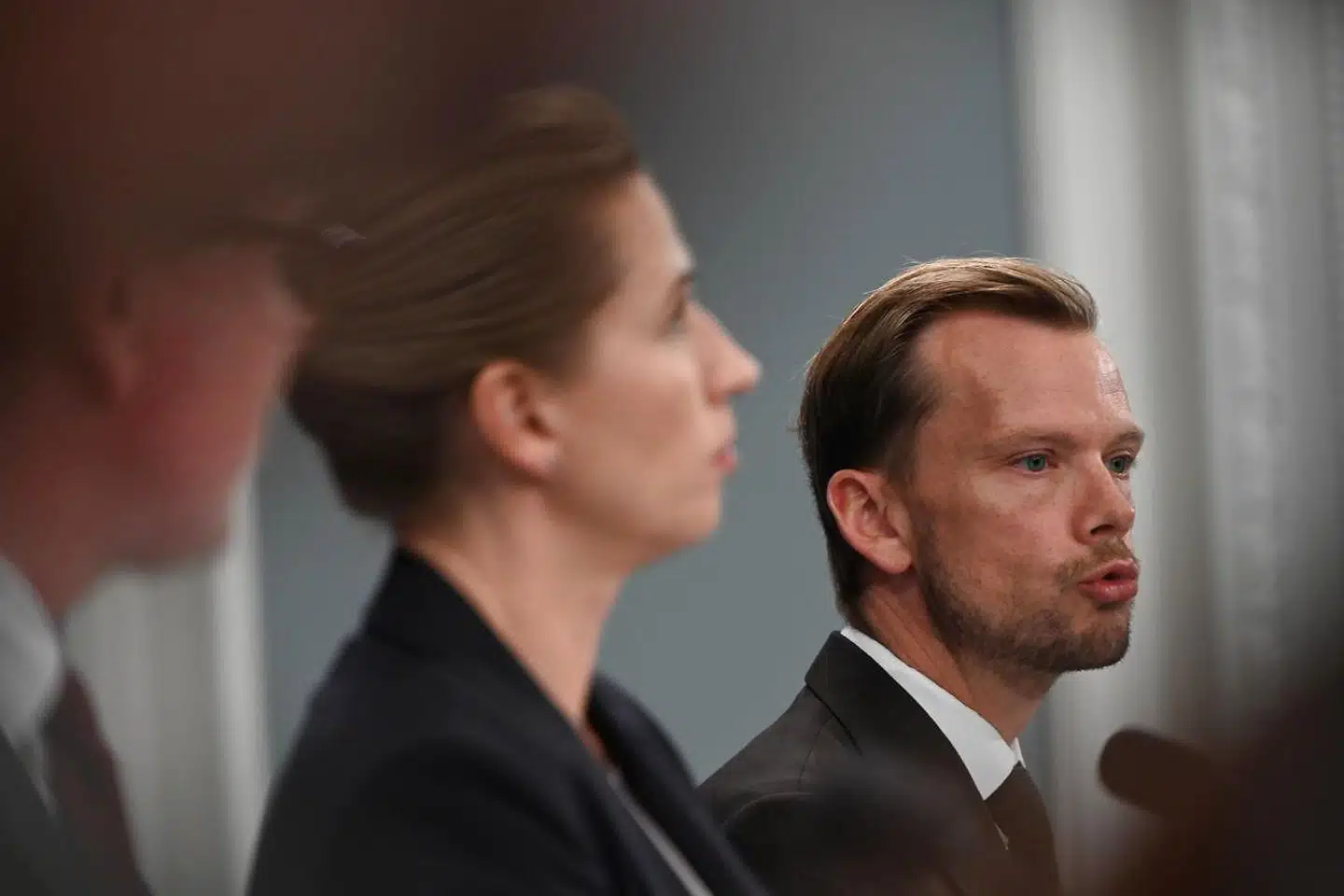»Det er ubegribeligt, at endnu en socialdemokratisk regering nu vil føje et banesår til den arbejdsmarkedsmodel, som man samtidig smykker sig med som en partihistorisk kronjuvel,« skriver Johanne Thorup Dalgaard.