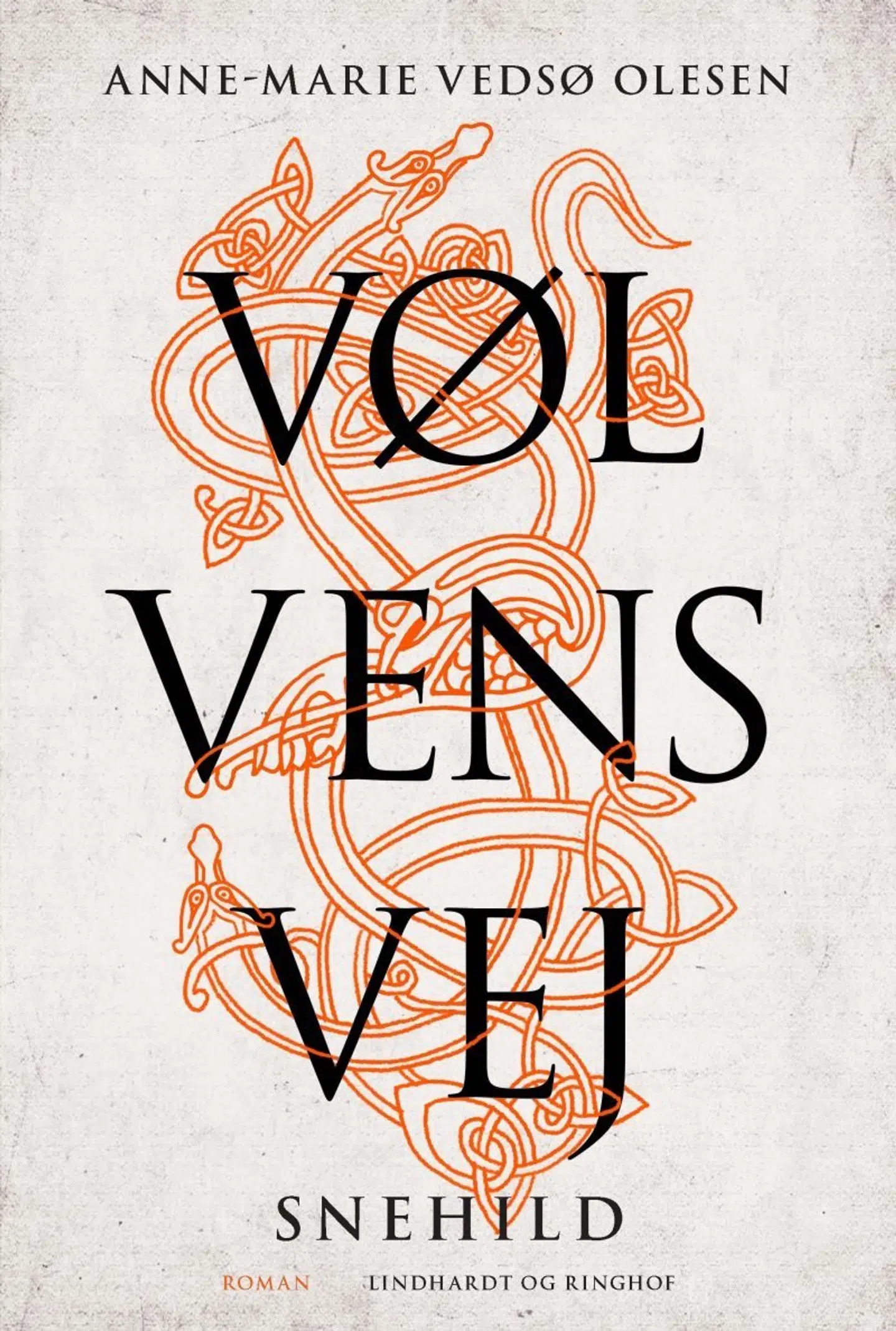 Bogen »Vølvens vej« er eventyrlig skæbnefortælling af forfatter Anne-Marie Vedsø Olesen.