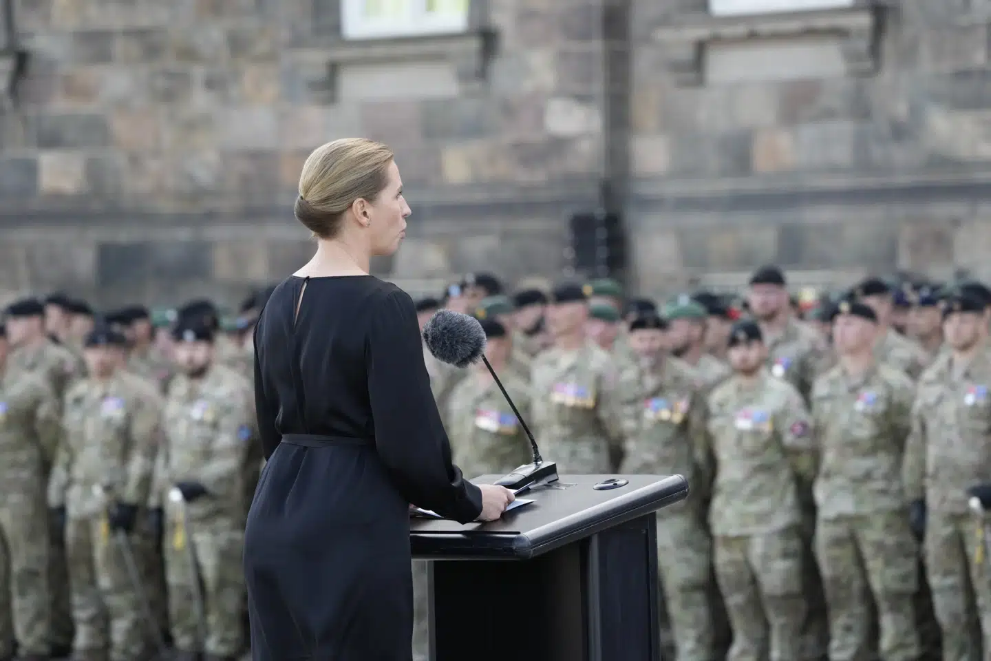 Statsminister Mette Frederiksen (S) holder tale til soldater ved Christiansborgs Slotsplads den 5. september 2021.