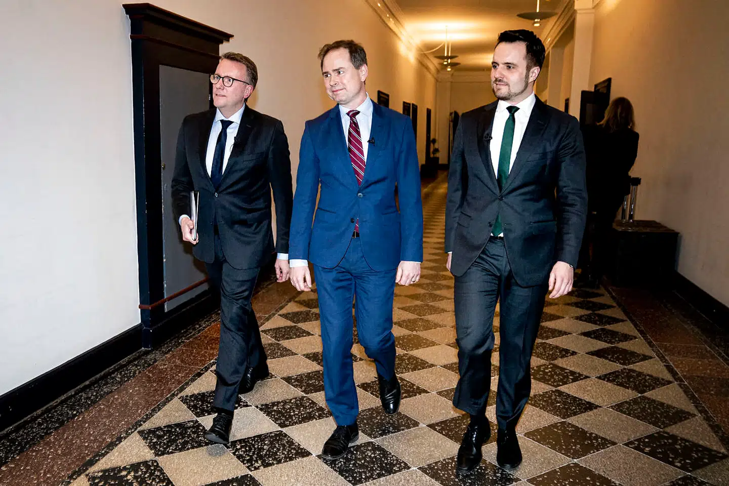 Skatteminister Morten Bødskov, finansminister Nicolai Wammen og erhvervsminister Simon Kollerup har alle deltaget i møder i regeringens erhvervsklub – og alle tre har fået hjælp af embedsværket i forberedelserne.