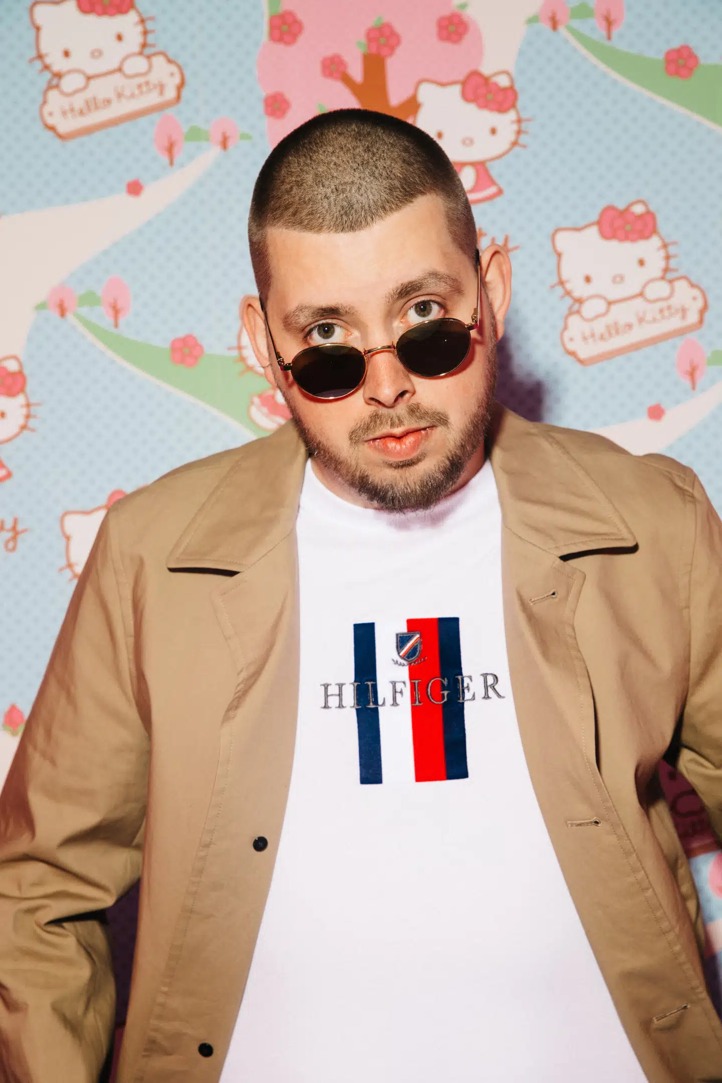 Emil Lange plejer altid at slutte sine dj-set med det samme nummer:»Nobody to love med Sigma«, det er et fucking fedt nummer, som folk ikke kan danse til, man kan kun hoppe.« Hør nummeret længere nede i artiklen.