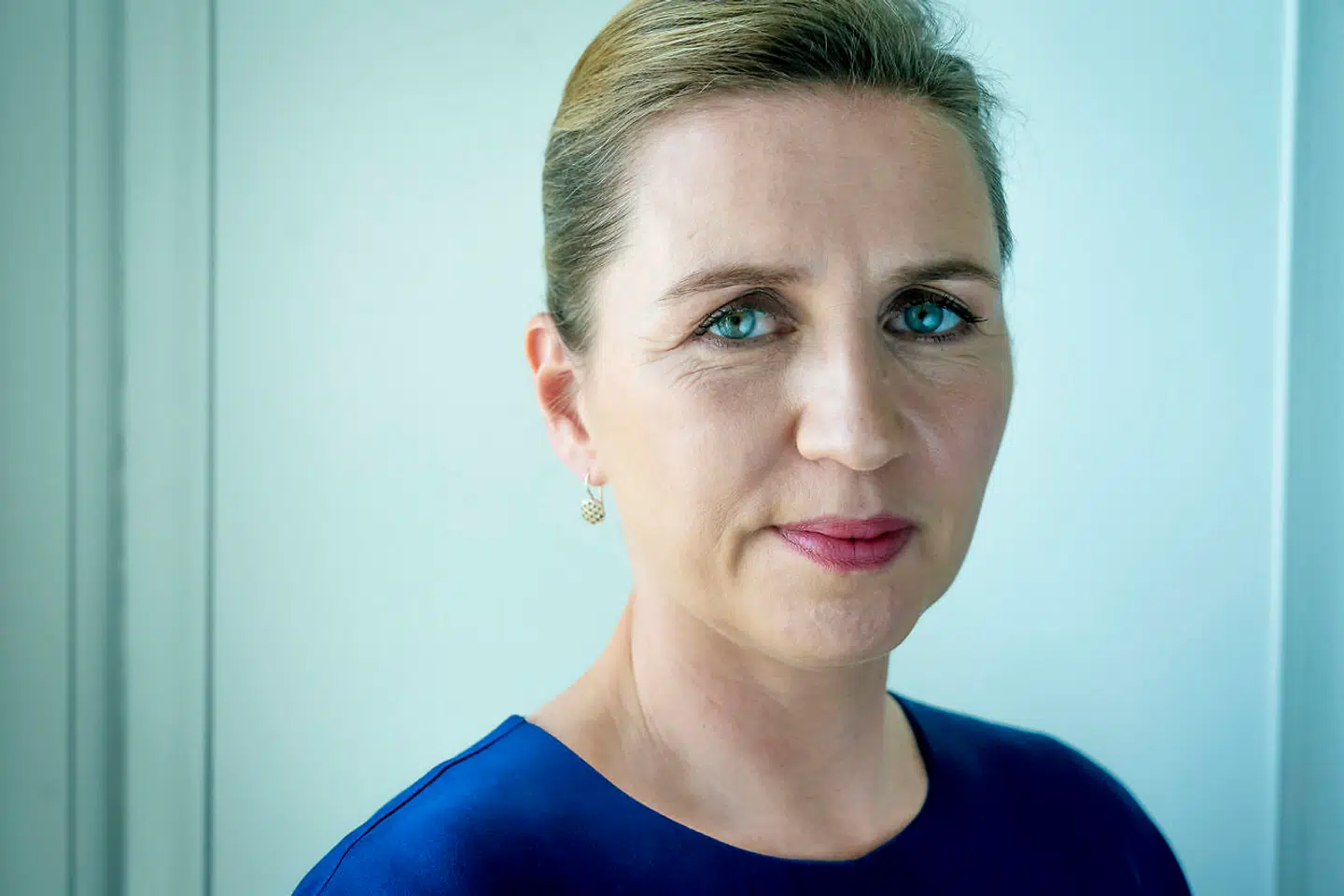 Skal vi igen have statslige vaccinefabrikker? »Ja,« svarede statsministeren for nylig i et interview. »Det er godt, hvis Mette Frederiksen omsider er klar til at bruge alvorlige penge på området. Men at opbygge en statslig produktion af vacciner kan være en både risikabel og urealistisk strategi,« skriver Pierre Collignon i denne kommentar.