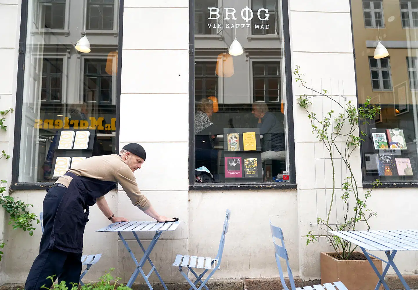 Brøg Litteraturbar i indre København kombinerer boghandel og spisebar.