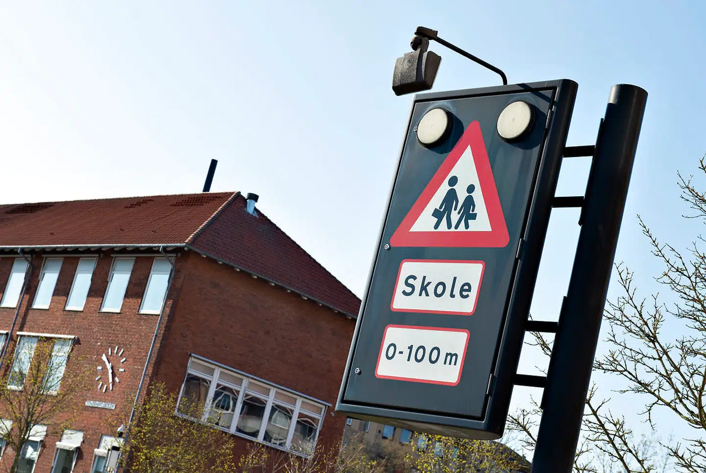 Blandt forseelserne er 207 voksne blevet taget uden sikkerhedssele, mens børnene i 50 tilfælde heller ikke var fastspændt.