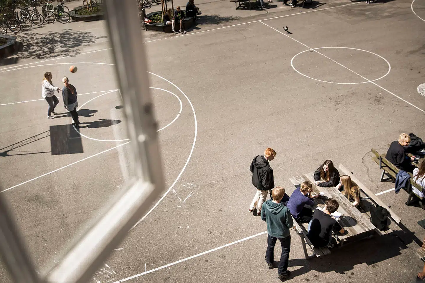 (ARKIVFOTO) På et gymnasium i København blev elever ved skolestart bedt om at besvare et spørgeskema om, hvorvidt de var vaccineret mod covid-19 eller ej.