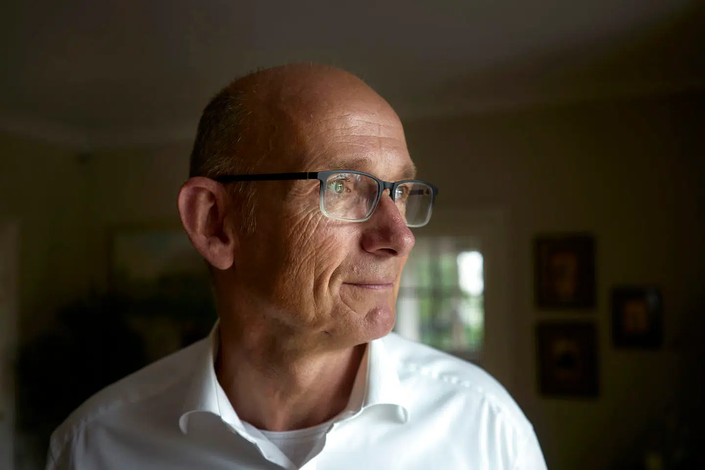 Da Jens Moberg var på toppen af karrieren, fyldte arbejdet det meste i livet. »Jeg stod op hver dag klokken fem. Det var bestemt ikke, fordi jeg ikke havde behov for mere søvn, men det blev jeg simpelthen nødt til for at kunne følge med,« fortæller han.