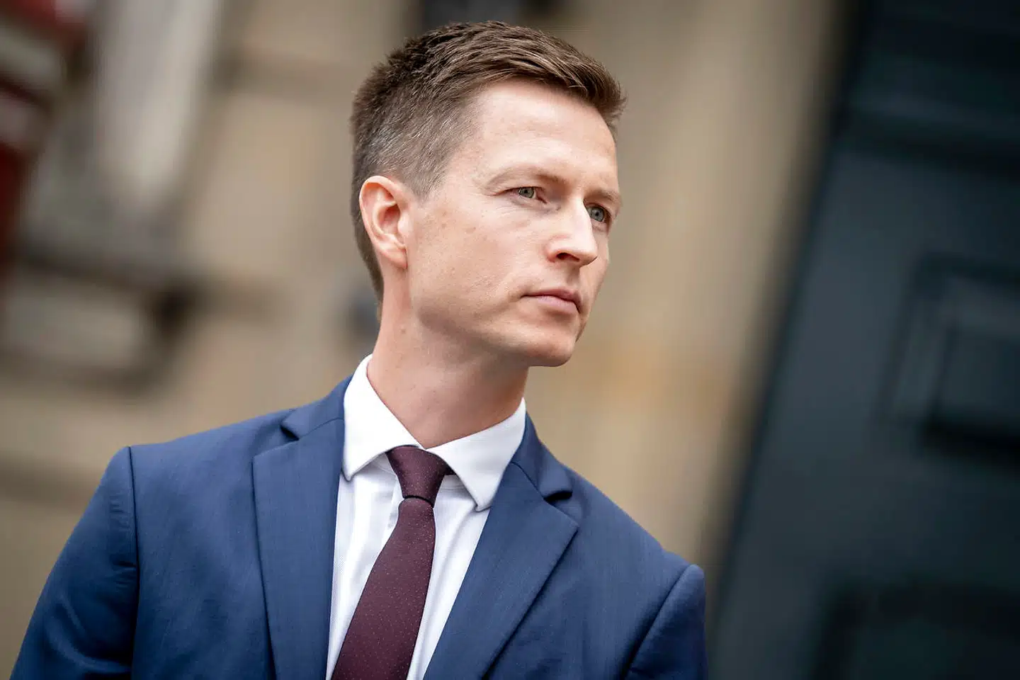 »Vi skal stå mere på tæer og gå længere ud på det dybe vand, for at komme frem til nye opdagelser,« skriver Asmus Leth Olsen.