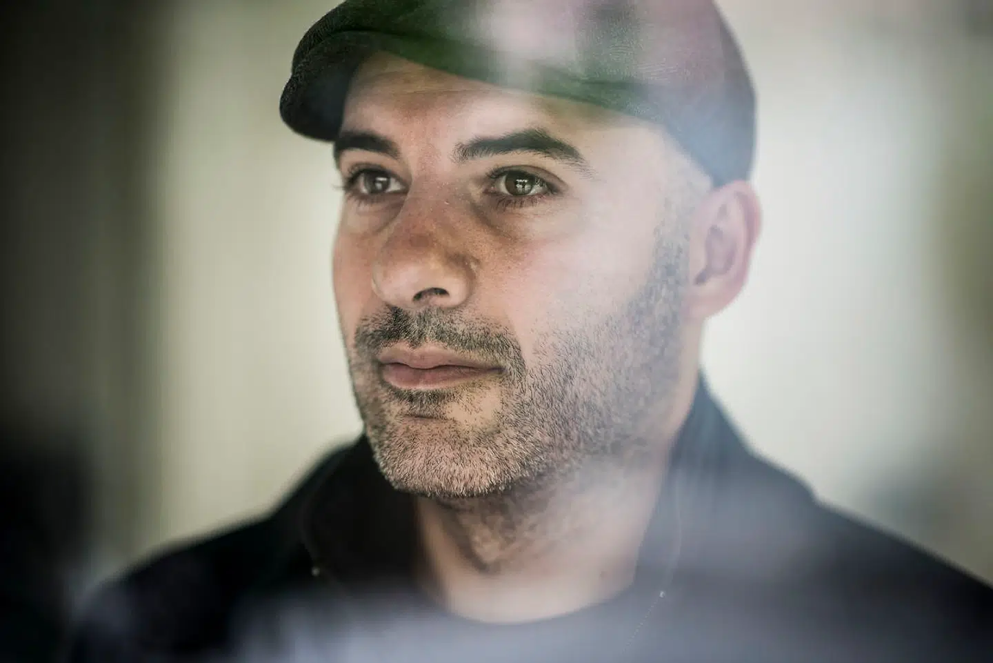 Sæt foden ned og sig fra, opfordrer Lars Aslan Rasmussen (S), som er »smadderærgerlig« over, at Copenhagen Pride ikke kan se problemet ved en fest, hvor hvide og heteroseksuelle er uvelkomne.