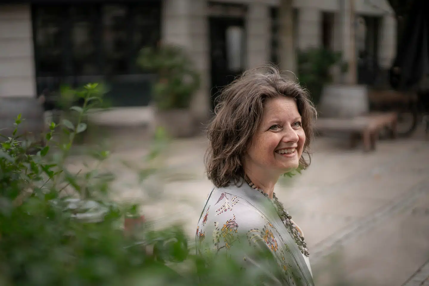 Else Torp lever en stor del af sit liv i Nordre Frihavnsgade, som har alt, hvad hun behøver.