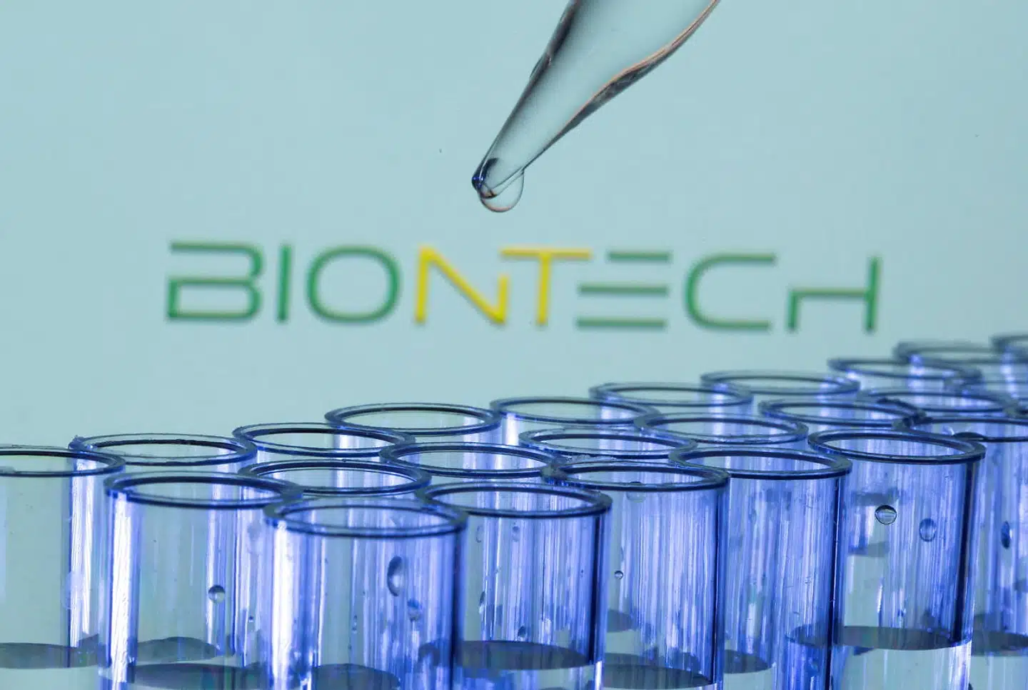 Salget af BioNtechs coronavaccine kan aflæses i tysk økonomi.