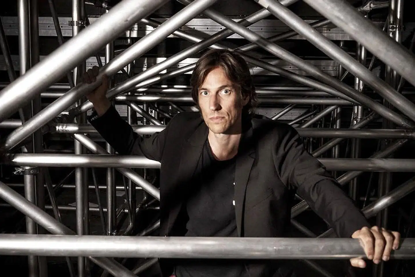 Dramatikeren, instruktøren og teaterlederen Christian Lollike kastede sig over Mozarts opera »Don Juan« i lyset af #metoo-bevægelse og krænkelsesparathed. Forestillingen blev vist på Sort/Hvid.