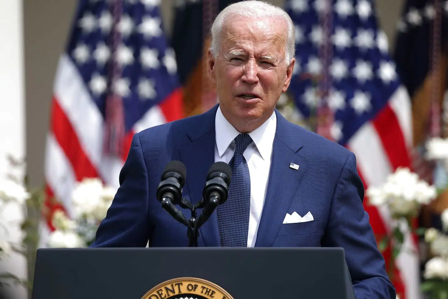 Joe Biden investerer yderligere 65 millioner kroner i et direkte samarbejde med Grønland. Men det møder kritik fra SF og DF.