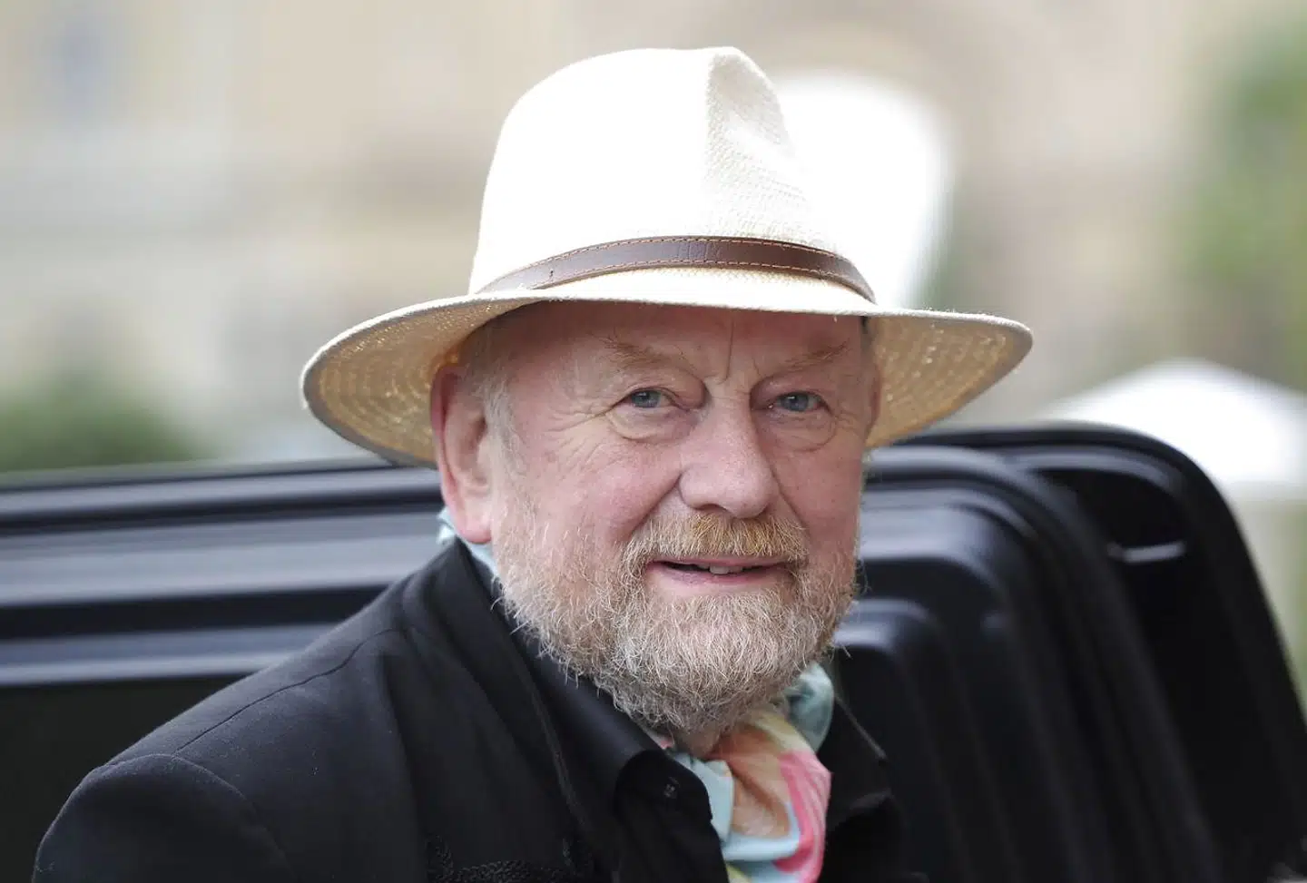 Én tegning af profeten Muhammed blev Kurt Westergaards skæbne. Oprindeligt hed han Kurt Vestergaard Pedersen, men sløjfede Pedersen og brugte W i Westergaard som kunstnernavn.