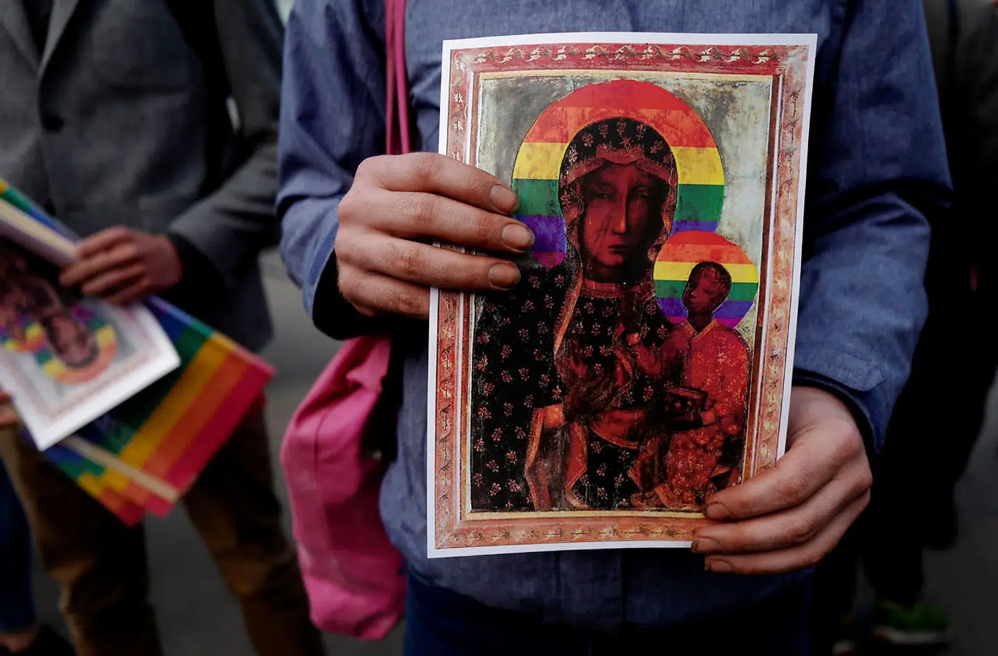 I Polen er en sort madonna med en regnbueglorie blevet symbol på modstanden mod undertrykkelsen af lgbt-personer i det katolske land.