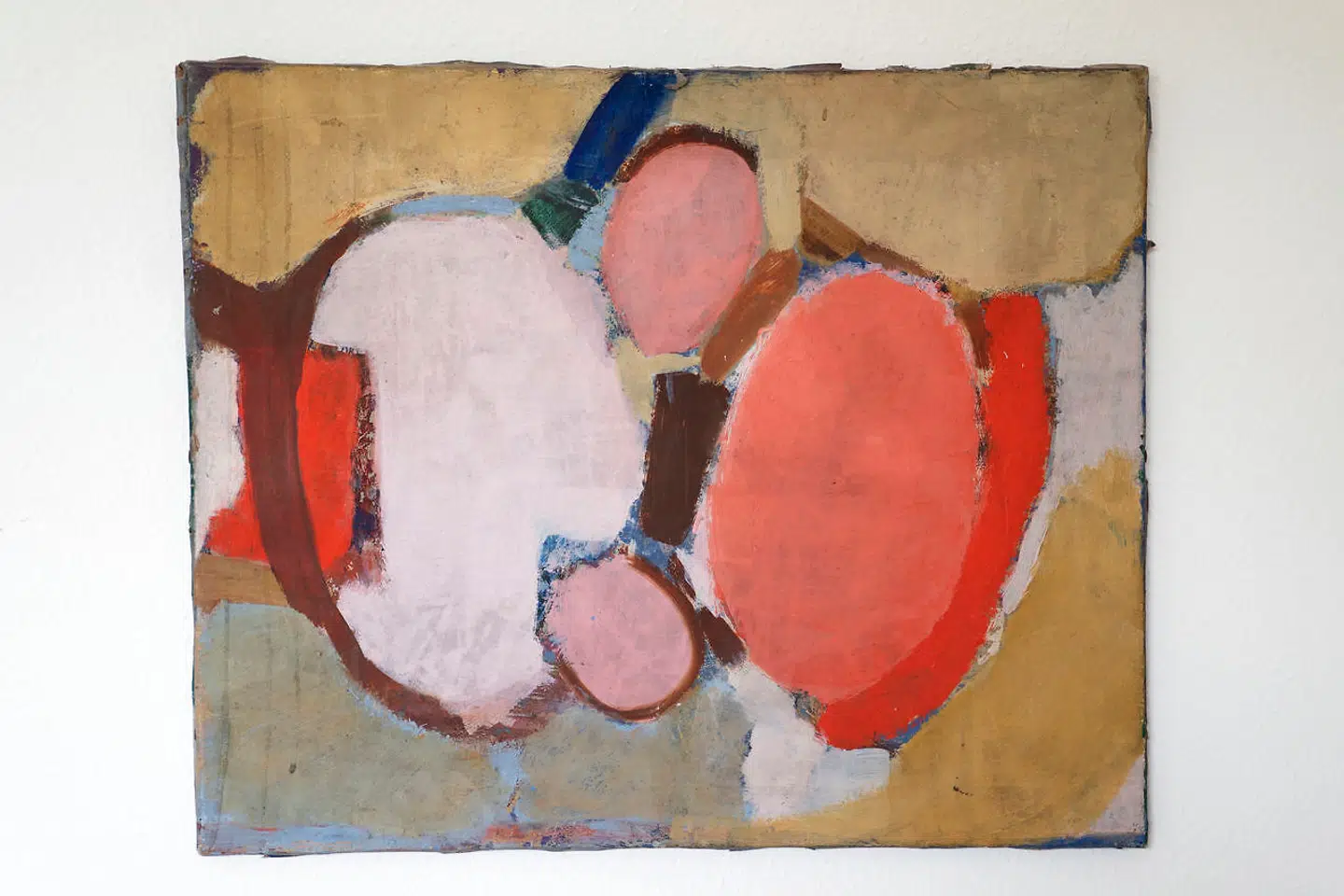 »Mit maleri af Else Fischer-Hansen er fra 1942. Jeg har været meget optaget af abstrakt kunst, siden jeg var barn, jeg synes, det er noget af det mest vilde. I Danmark begyndte man først at male abstrakt i begyndelsen af 1940erne, og det har undret mig meget, da de andre jo startede i 12-13-14 (Kandinsky og Hilma af Klint, blandt andet, red.). I Danmark kommer abstraktionen altså efter krigen, der hvor verden bliver ny. Dér kommer en ny slags åndelighed ind,« fortæller Banja Rathnov, der er en af initiativtagerne til Kvindelige Kunstsamlere.