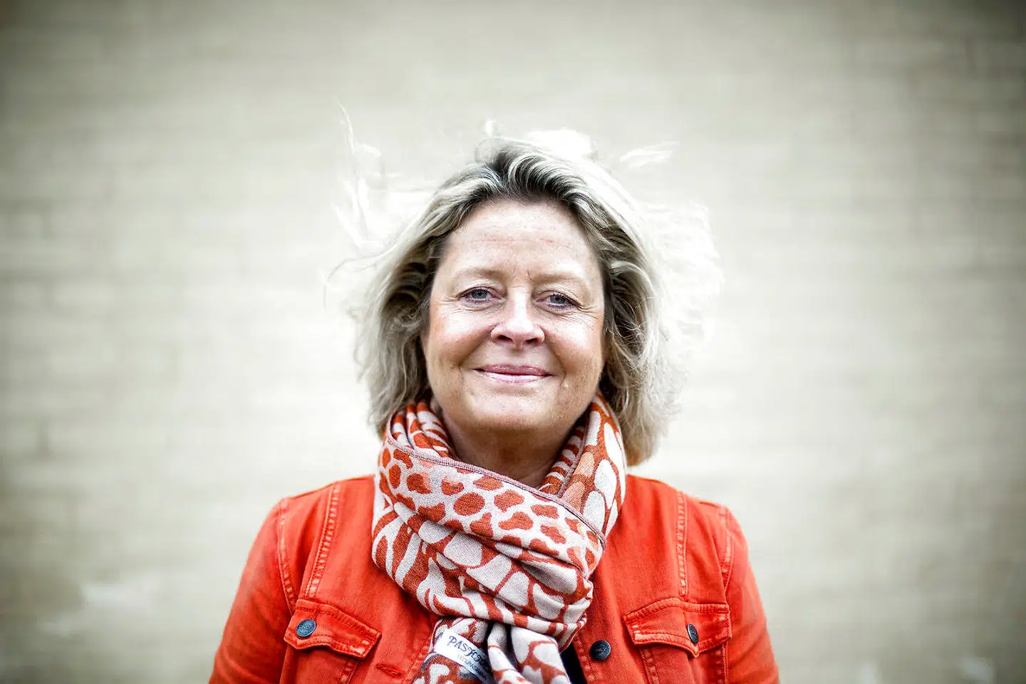 »Måske får vi nu generationer, der er styrket i fællesskabstænkning. Uddannet på den hårde måde i, at alene kan vi meget lidt,« skriver Stine Bosse.