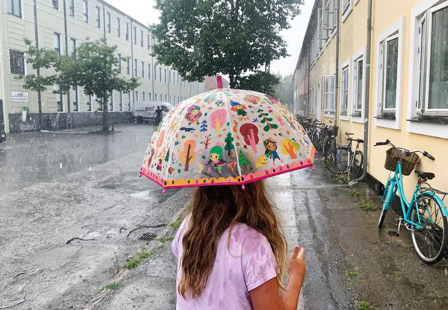 Man skal muligvis forvente et mere vådt og ekstremt klima i fremtiden. De seneste dage har verden været vidne til kraftige oversvømmelser i Tyskland og Belgien. Her er det et billede af den kraftige regn, som ramte dele af København 16. juli i år.