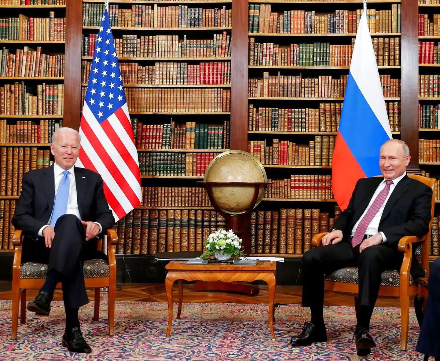 USAs præsident, Joe Biden, havde cybersikkerhed med på sin politiske dagsorden, da han mødtes med Ruslands præsident, Vladimir Putin, ved topmødet i Genève i juni. De tre vigtigste punkter var: klima, atomvåben og cybersikkerhed.