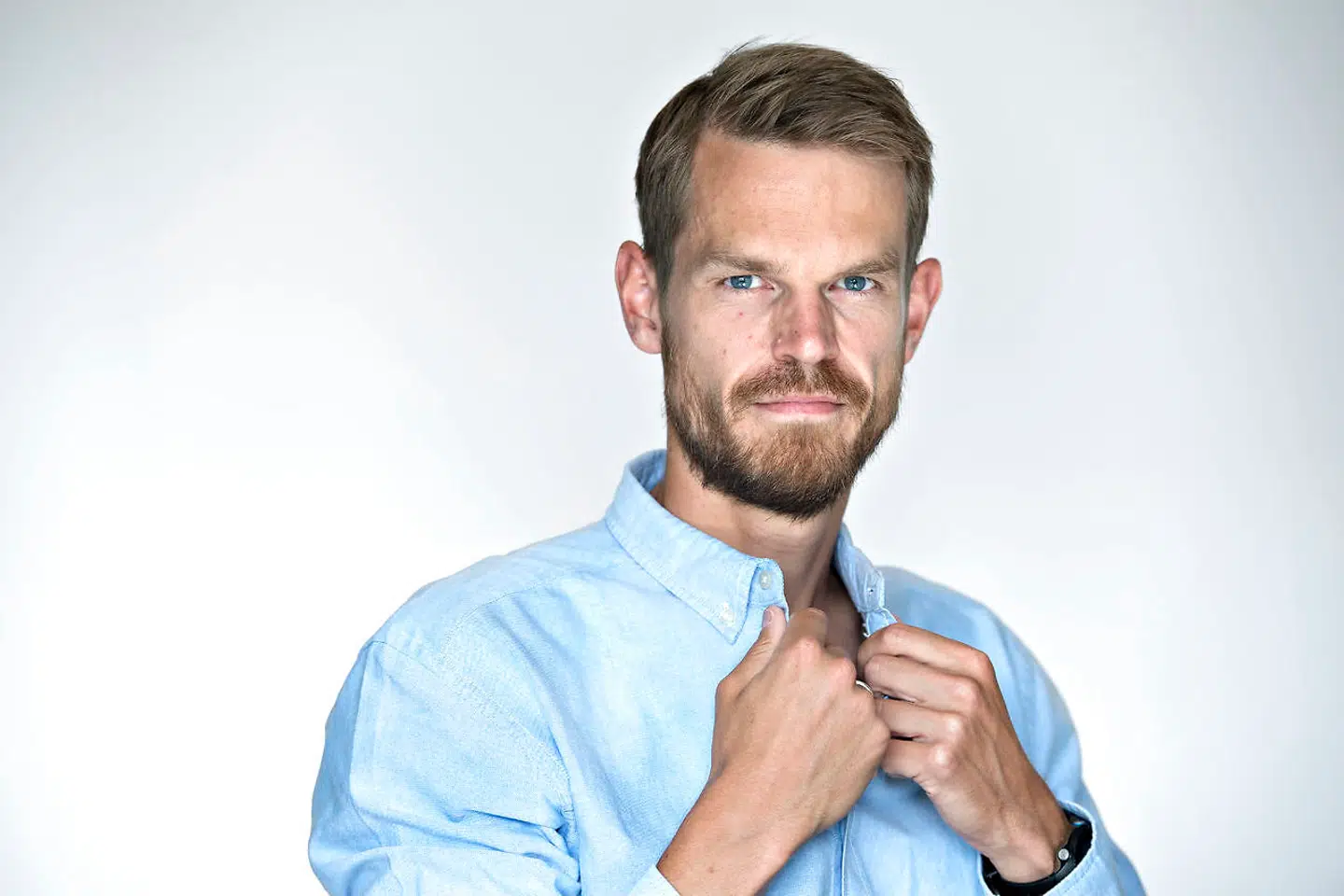 »Jeg er opvokset i en privilegeret kernefamilie, og jeg havde det nemt i skolen, men jeg blev tidligt bevidst om, at livets goder ikke er ligeligt fordelt,« fortæller Svend Brinkmann om sine ungdomsår.