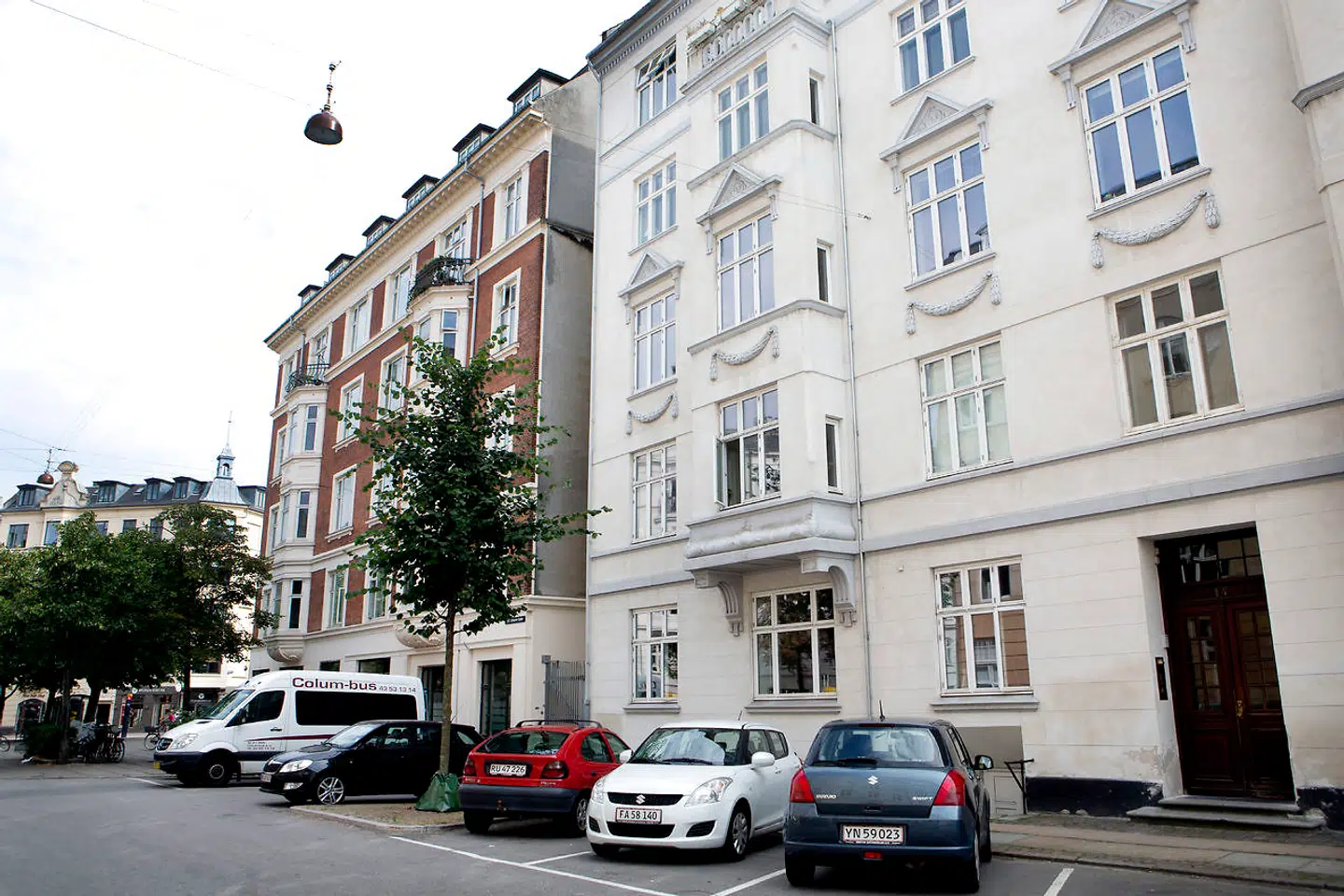 Når de nye ejendomsvurderinger bliver sendt ud til danskerne, vil Vurderingsstyrelsen gennemgå 400.000 vurderingerne for at afklare eventuelle fejl og fejlskøn. Det skulle gerne gøre det nye system mere præcist, og skulle gerne få træfsikkerheden til at blive højere end de 71 procent.