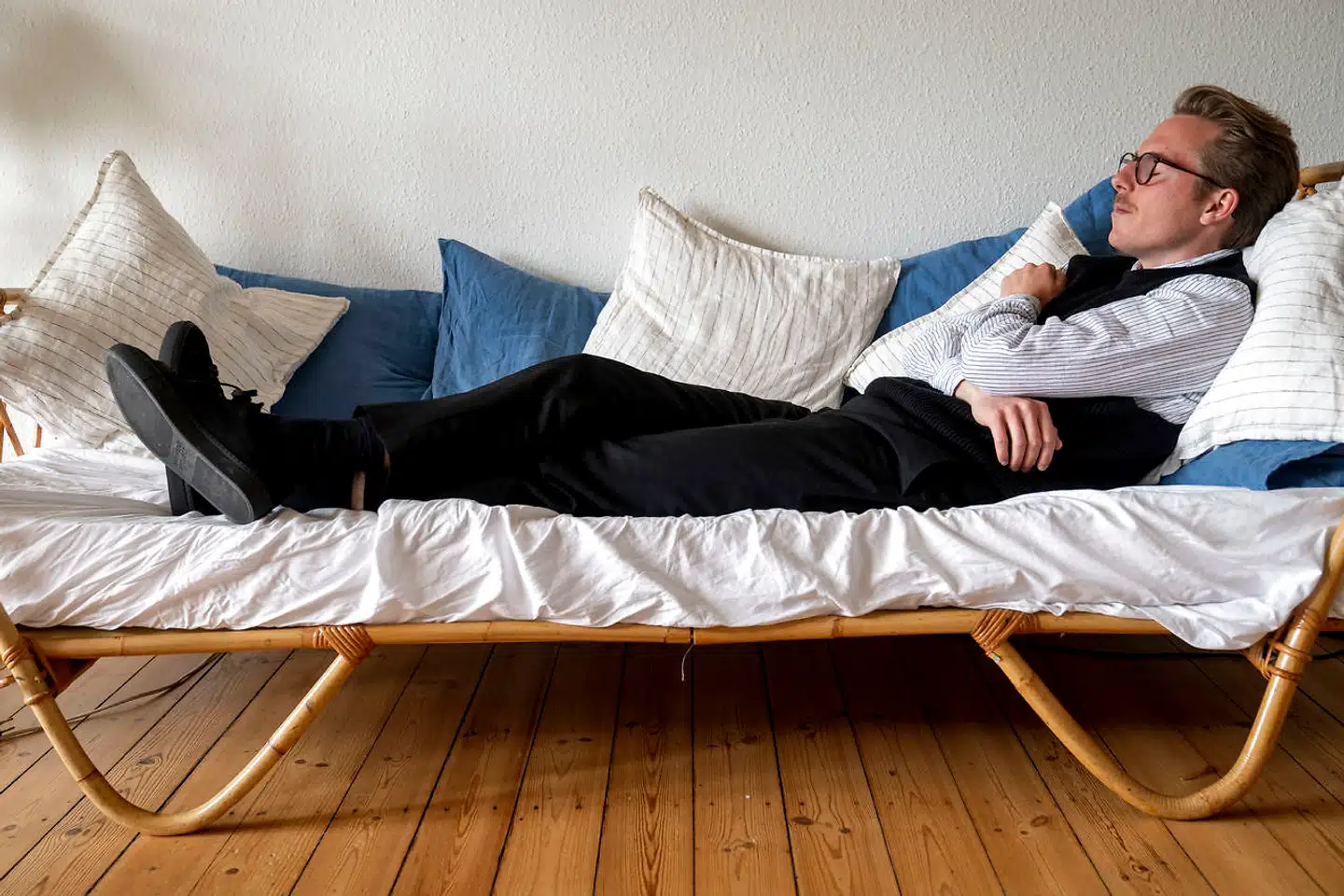 Forfatter Thomas Korsgaard, afslutter trilogien om sig selv, sin opvækst og sin rastløshed.