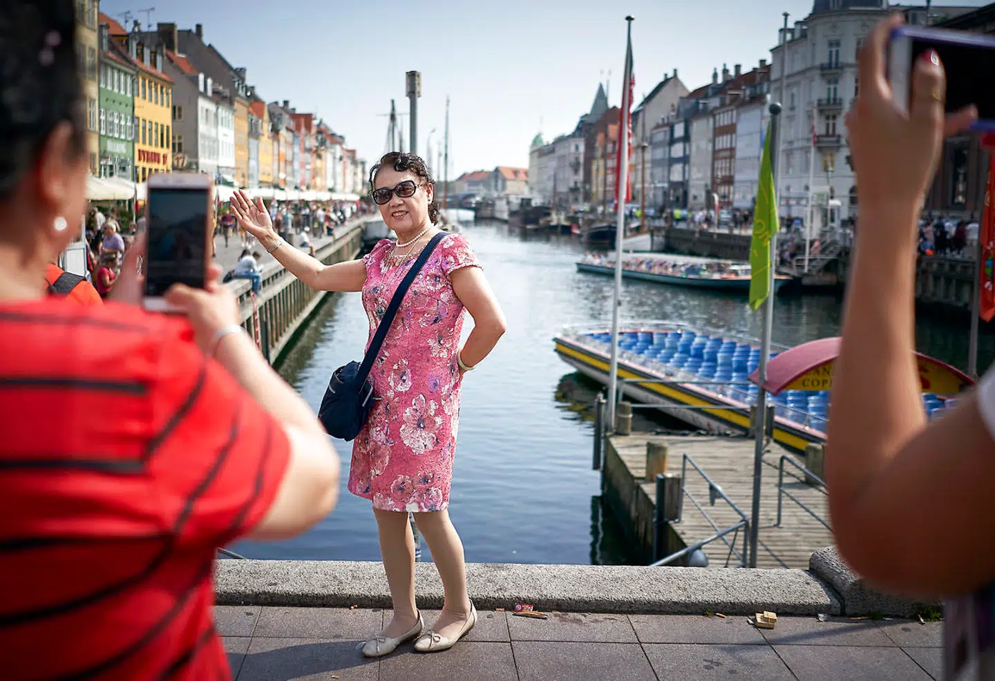 Statsministeren bør straks gøre en aktiv indsats for at lokke turister til landet på alle tilgængelige platforme, mener Cecilia Lonning-Skovgaard.