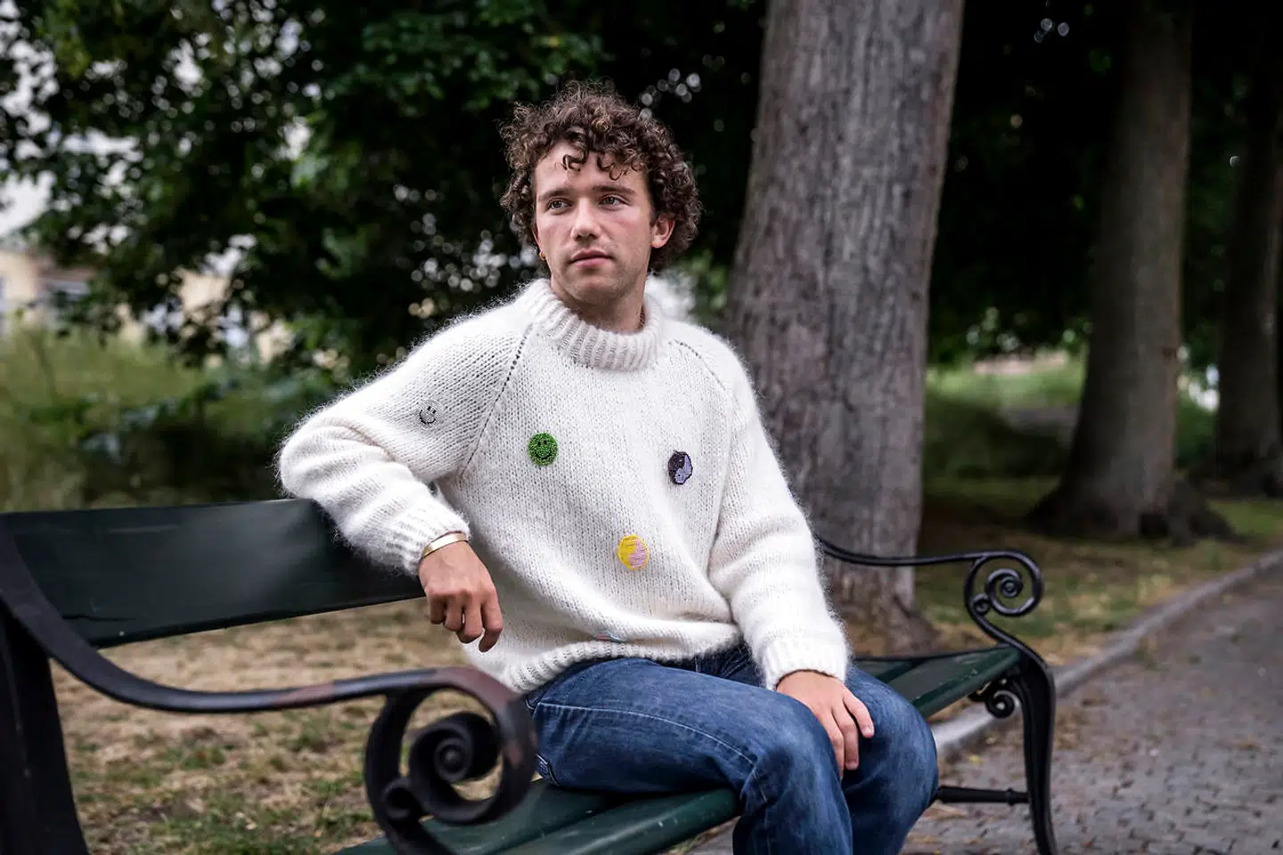 »Jeg tror, at hvis vi unge dropper den demokratiske samtale online, så mister vi vores stemme og mulighed for indflydelse,« siger Marek Azoulay Jørgensen, der studerer projektledelse og erhvervsøkonomi på CBS.