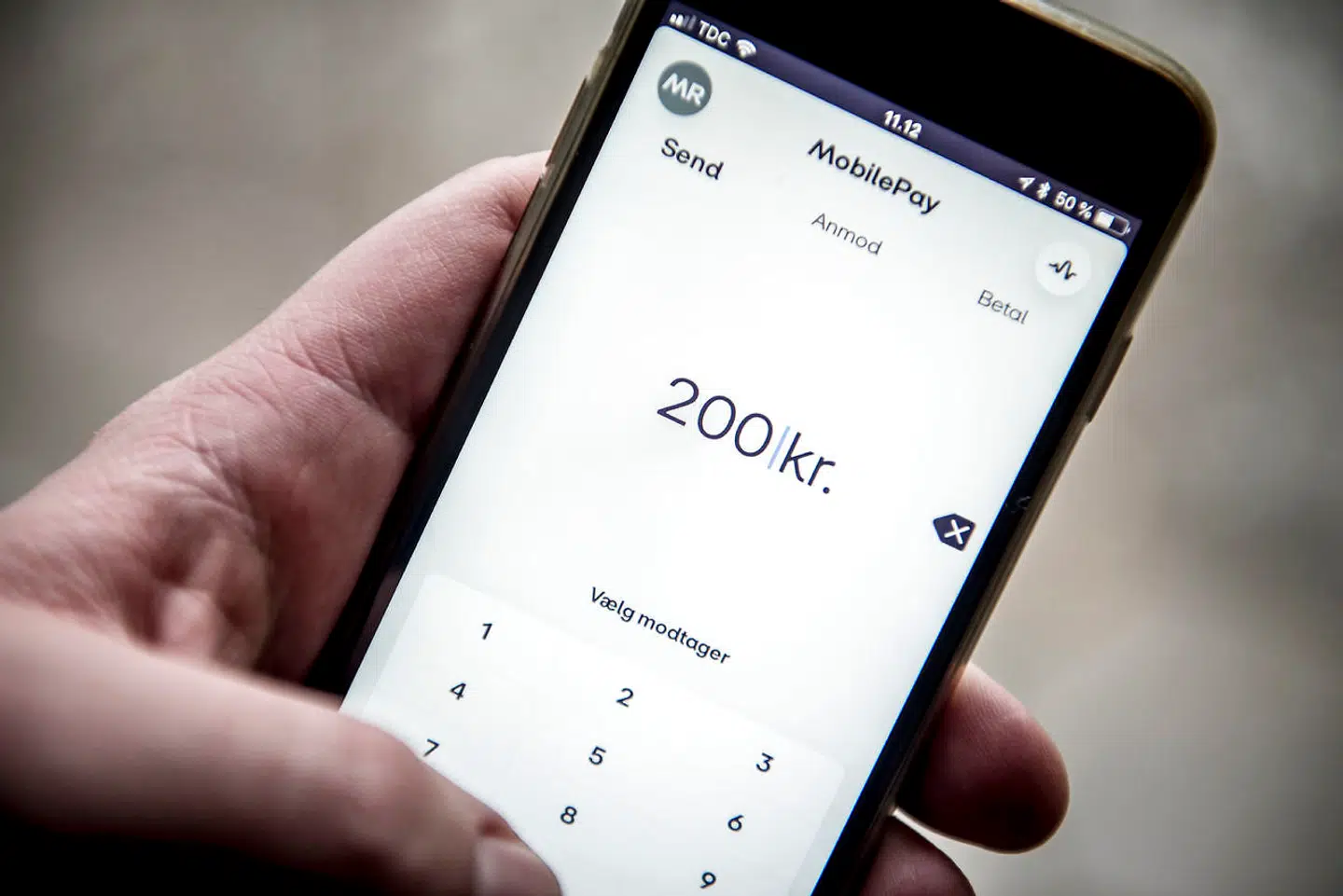 Efter otte år med underskud fusionerer MobilePay med mobilbetalingsselskaberne Vipps og Pivo. MobilePay vil dog fortsætte med at eksistere som brand, lyder det fra Danske Bank.