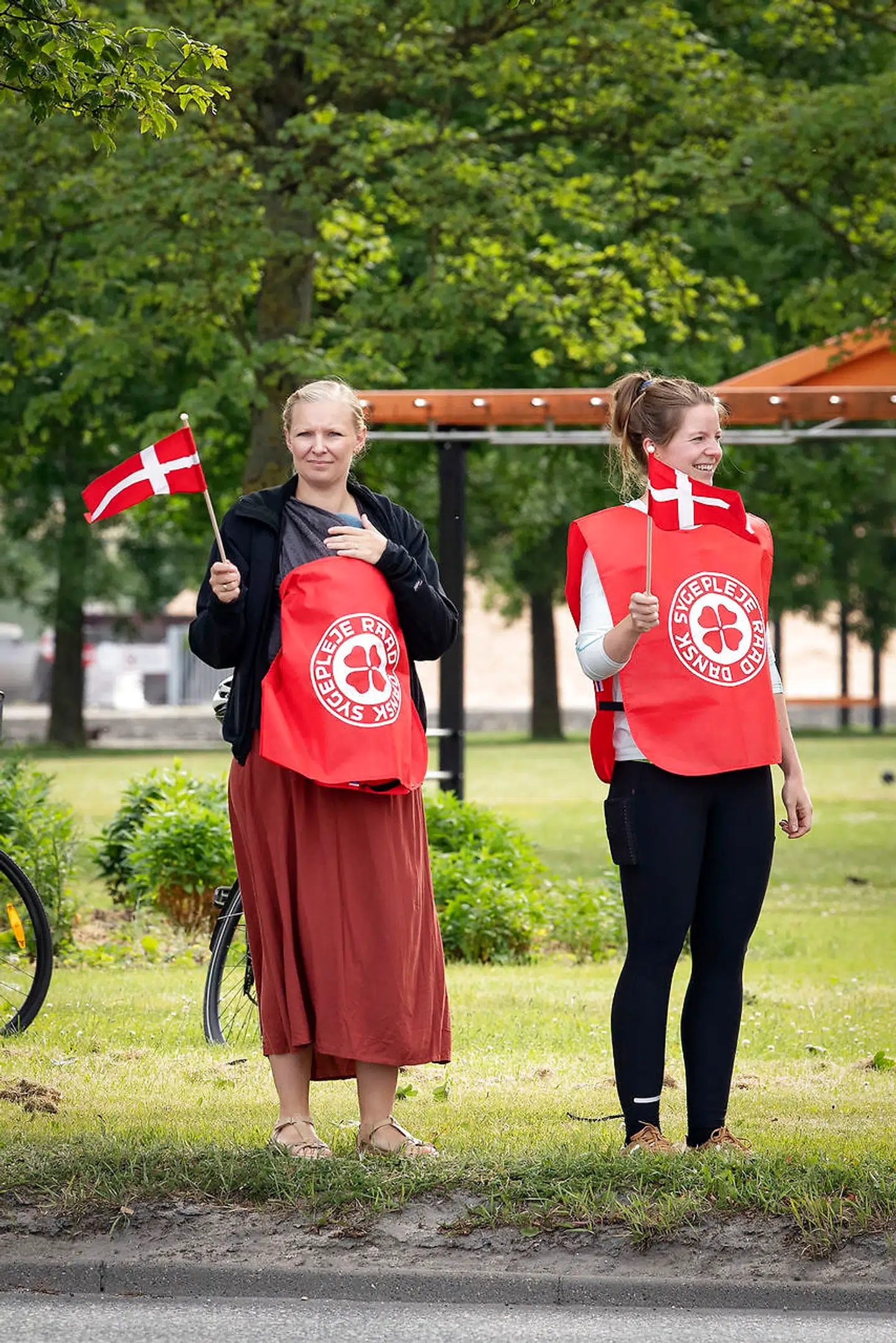 Sygeplejersker fra Regionshospitalet i Randers og Randers Kommune demonstrerer og viser morgentrafikken, at sygeplejersker er mere værd.