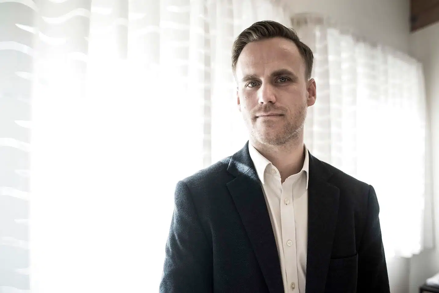 Ifølge skoleleder Marco Damgaard er den lokale fællesskabsfølelse noget af det vigtigste for at skabe en god folkeskole. Derfor mener han ikke, det er en god idé at tvangsfordele elever på tværs af skoledistrikter.