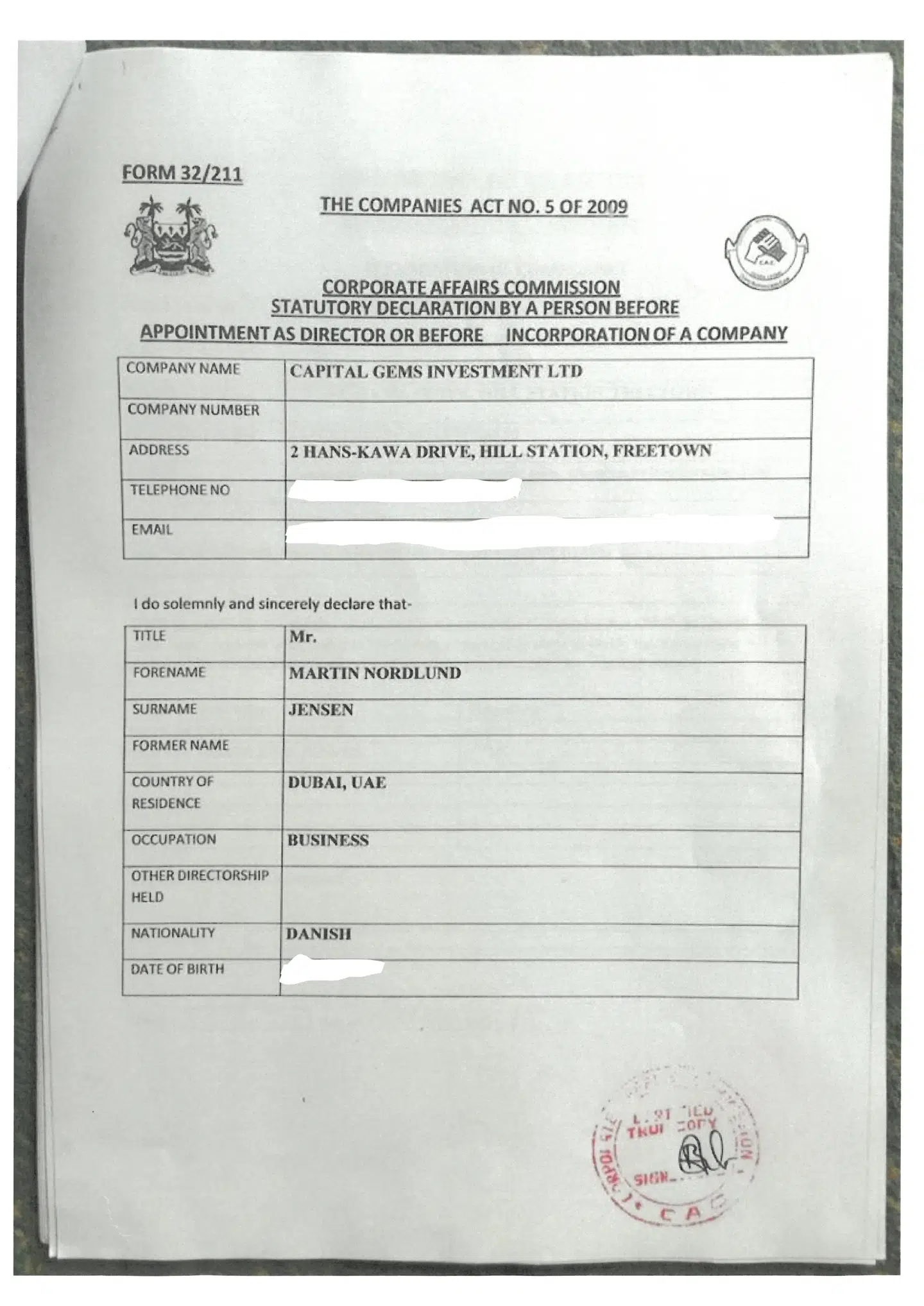 En sierraleonsk freelancejournalist har fremskaffet 24 papirer om diamantselskabet i det sierraleonske selskabsregister. Her er den danske forretningsmand Martin Nordlund Jensen registeret som en af to direktører og ejere af selskabet. Han siger, at han i dag er udtrådt af diamantselskabet.