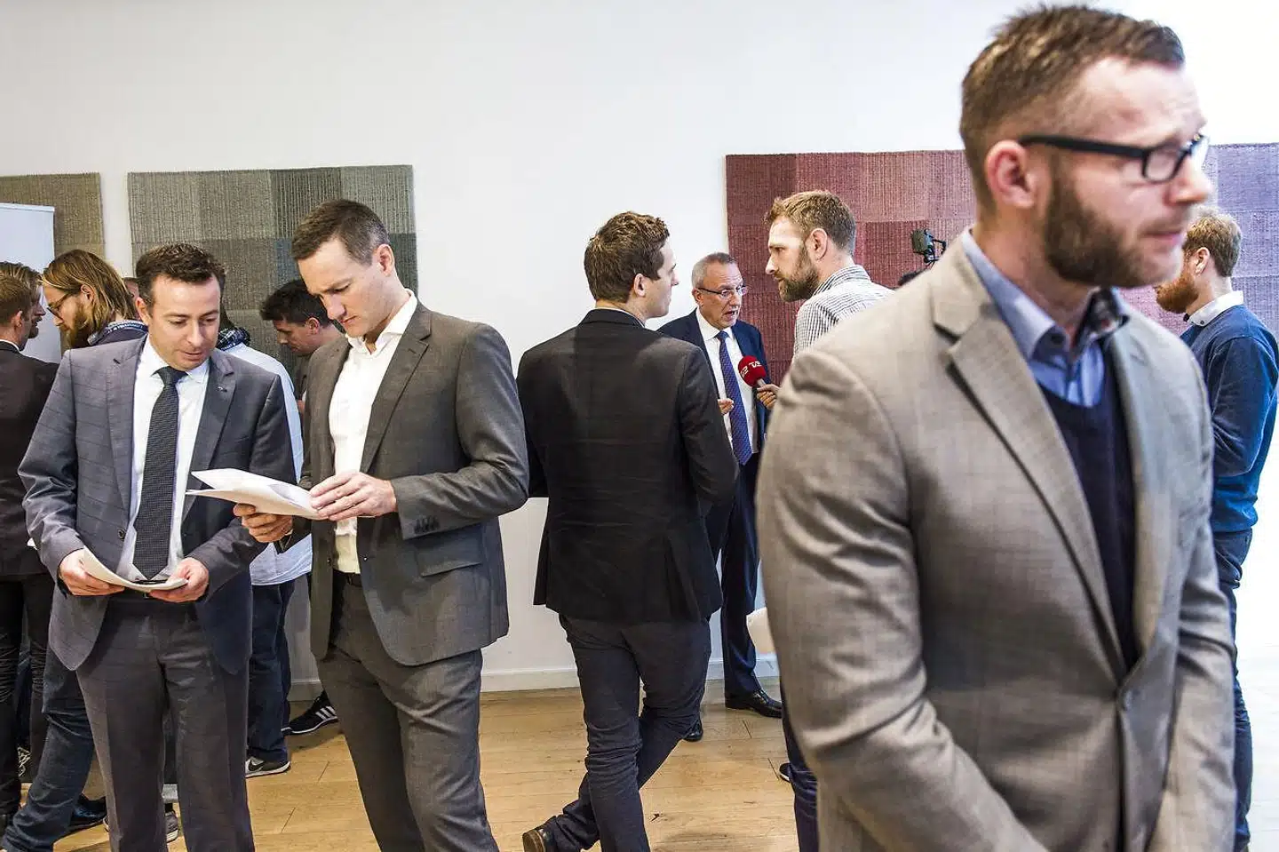 »For nylig har både Rasmus Jarlov og Joachim B. Olsen været i medierne med beskrivelser om, hvad man egentlig har tid til at forstå af det, man stemmer for som medlem af Folketinget. Nærmere bestemt at de færreste i Folketinget til fulde forstår konsekvenserne af meget af det, de stemmer for,« skriver Leif Donbæk.