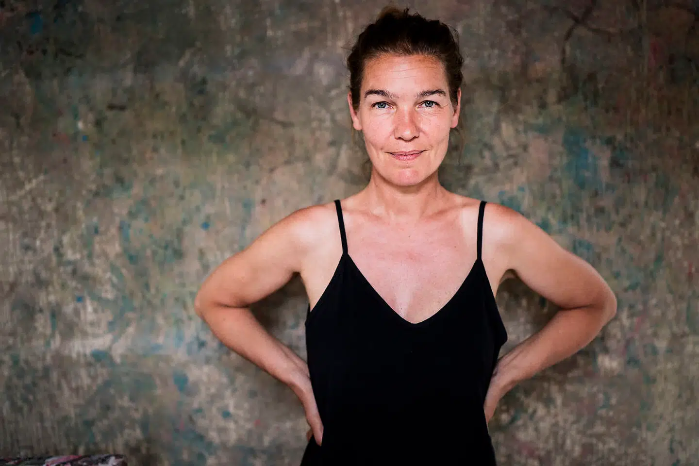 Maria Torp har fået sin uddannelse på Det Kongelige Danske Kunstakademi. Hun har udstillet i både Danmark og udlandet.