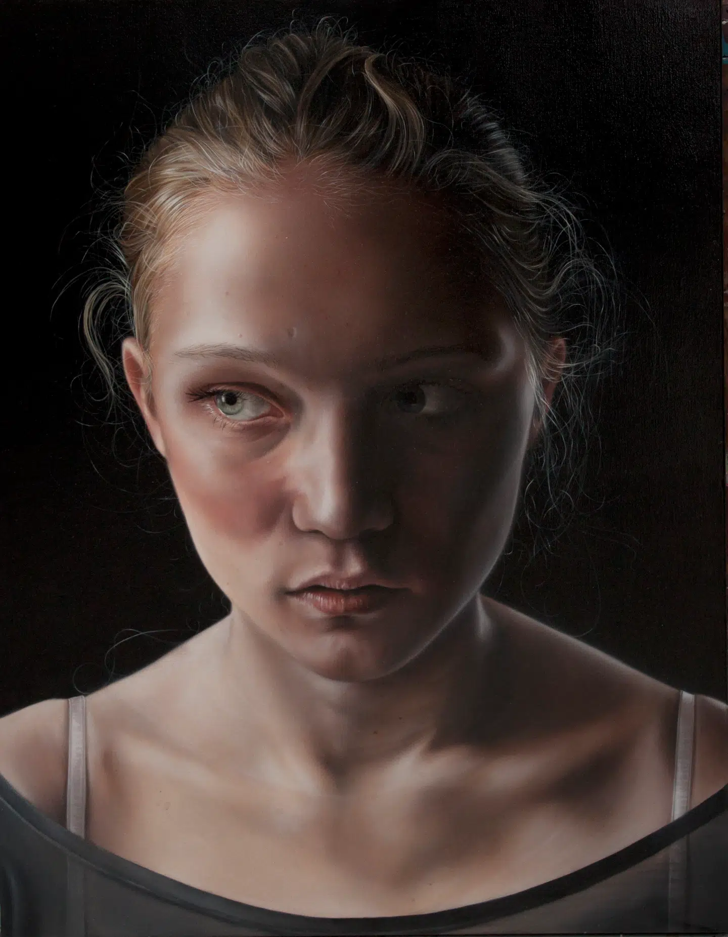 Maria Torp blev inspireret af den franske maler Georges de La Tour til dette portræt af en ung pige med sidevendt blik.